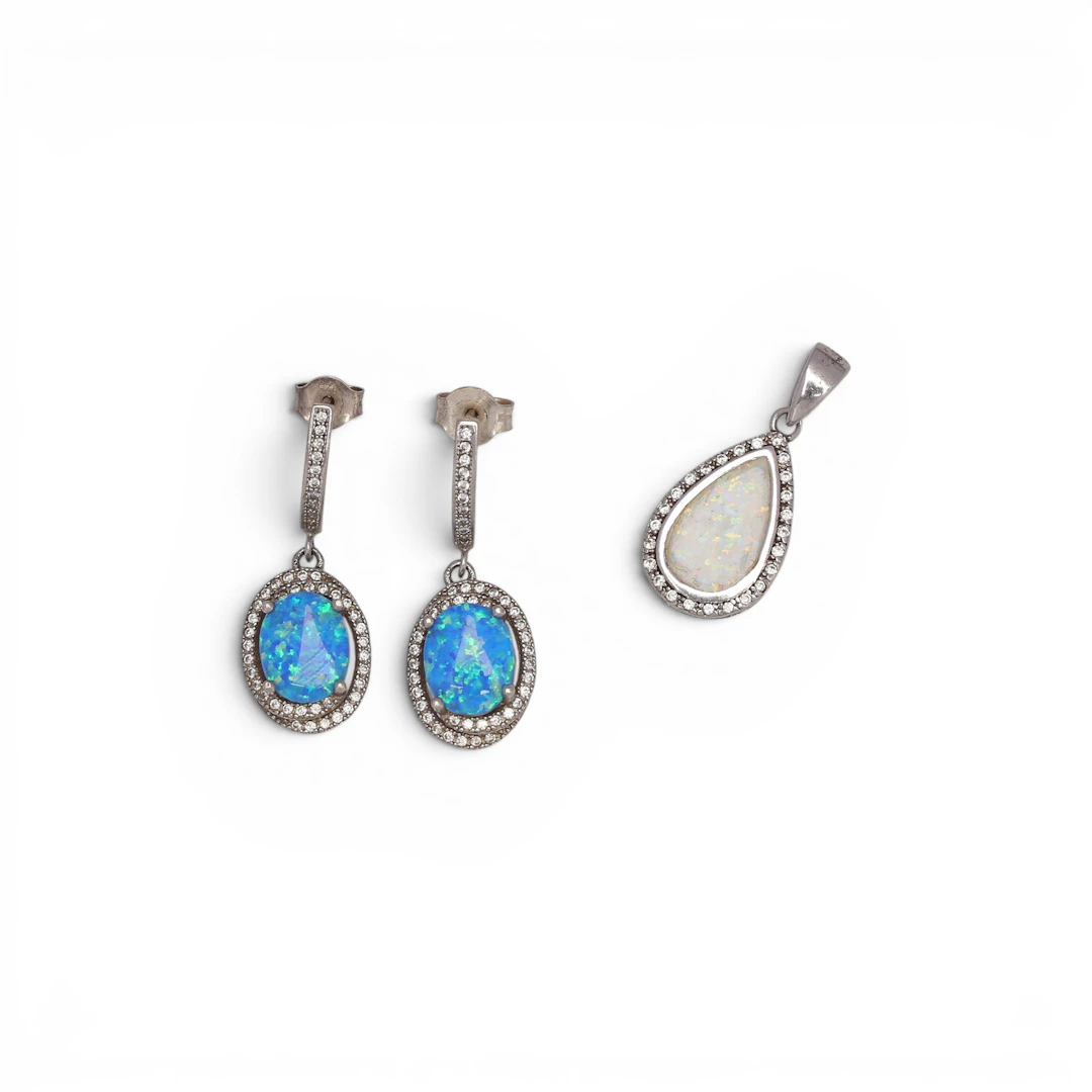 Gemstones earrings and pendant set.