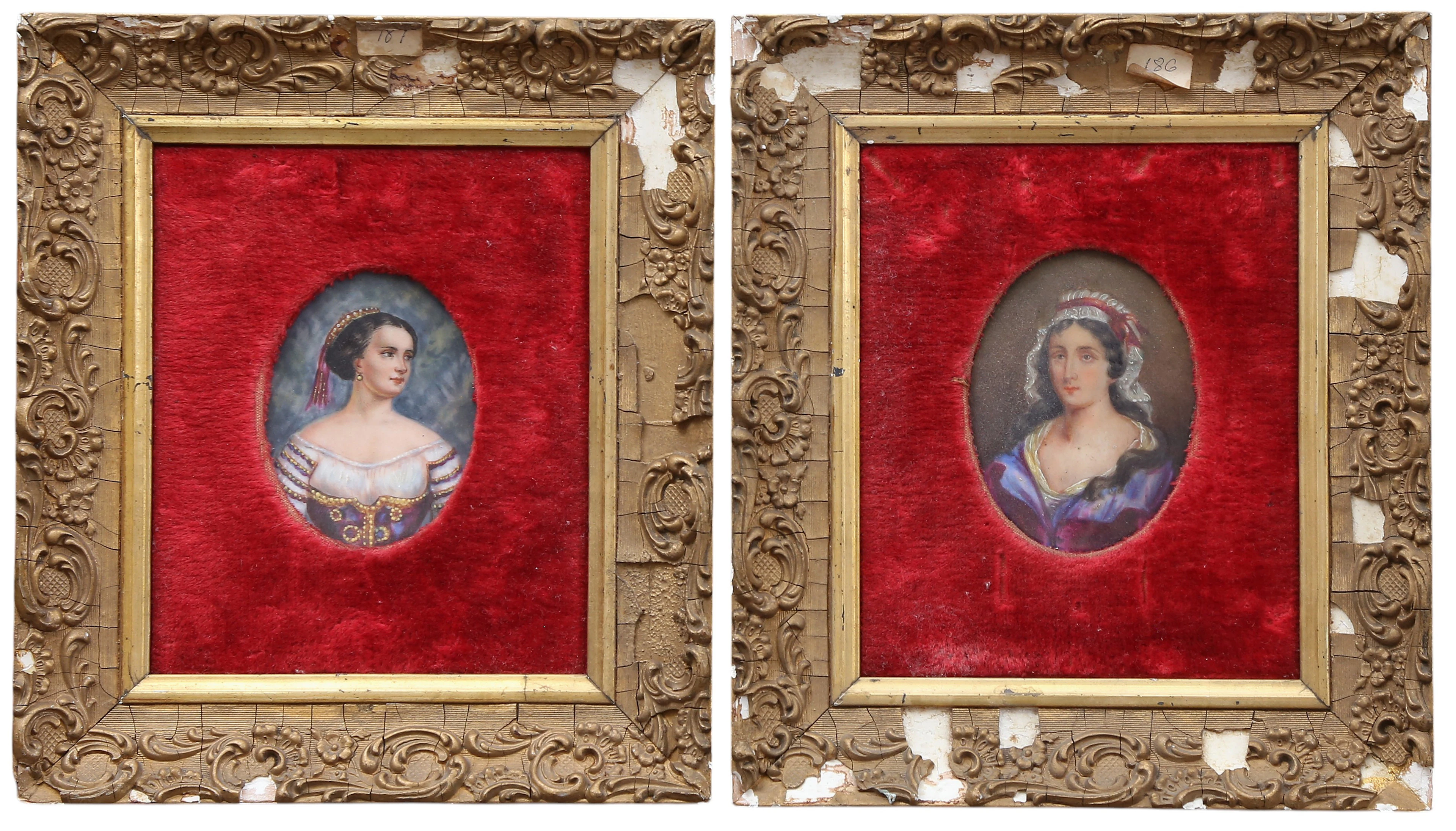"Girls", two enamelled porcelain plaques, 19th Century.
