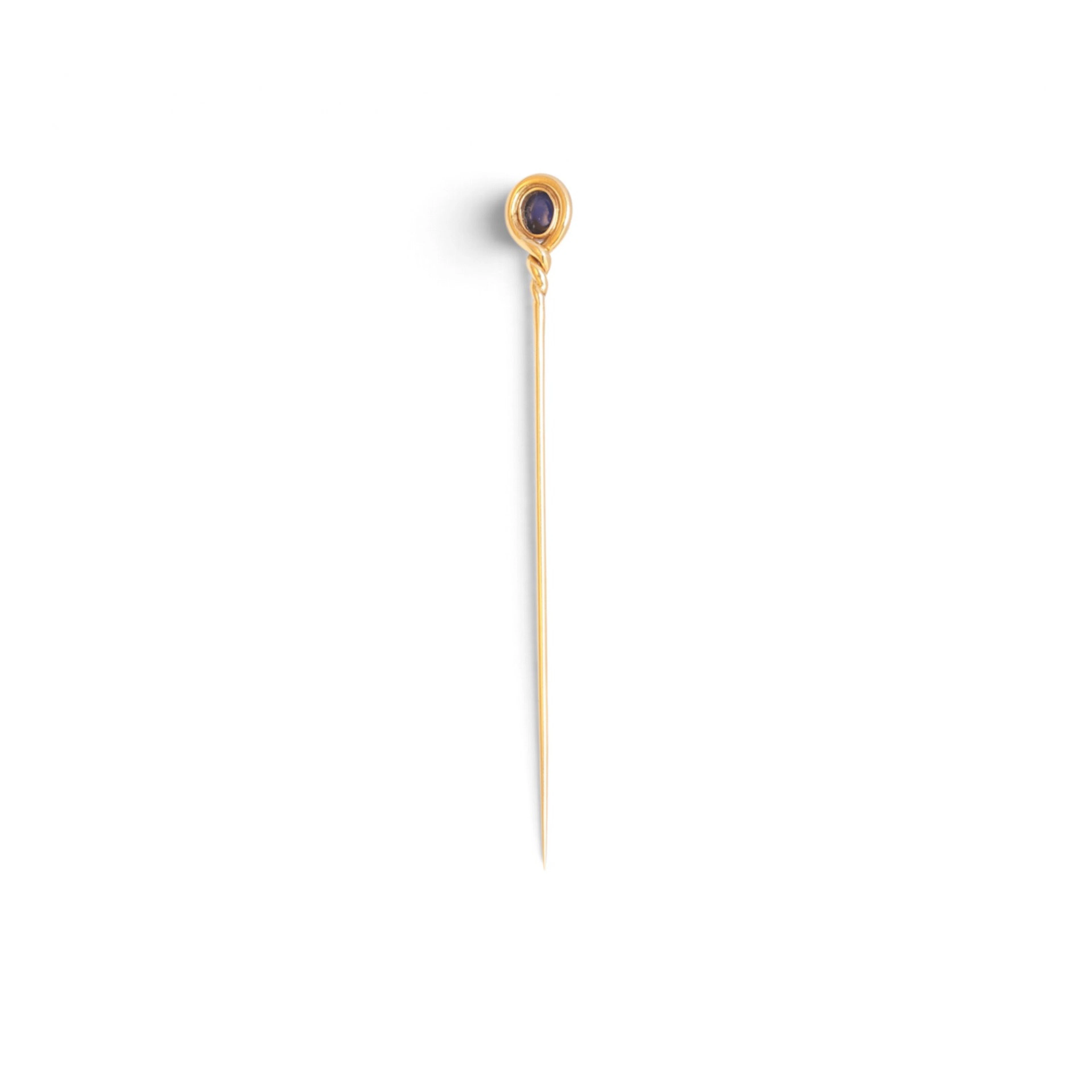 Gold tie pin, first half of the 20th Century.