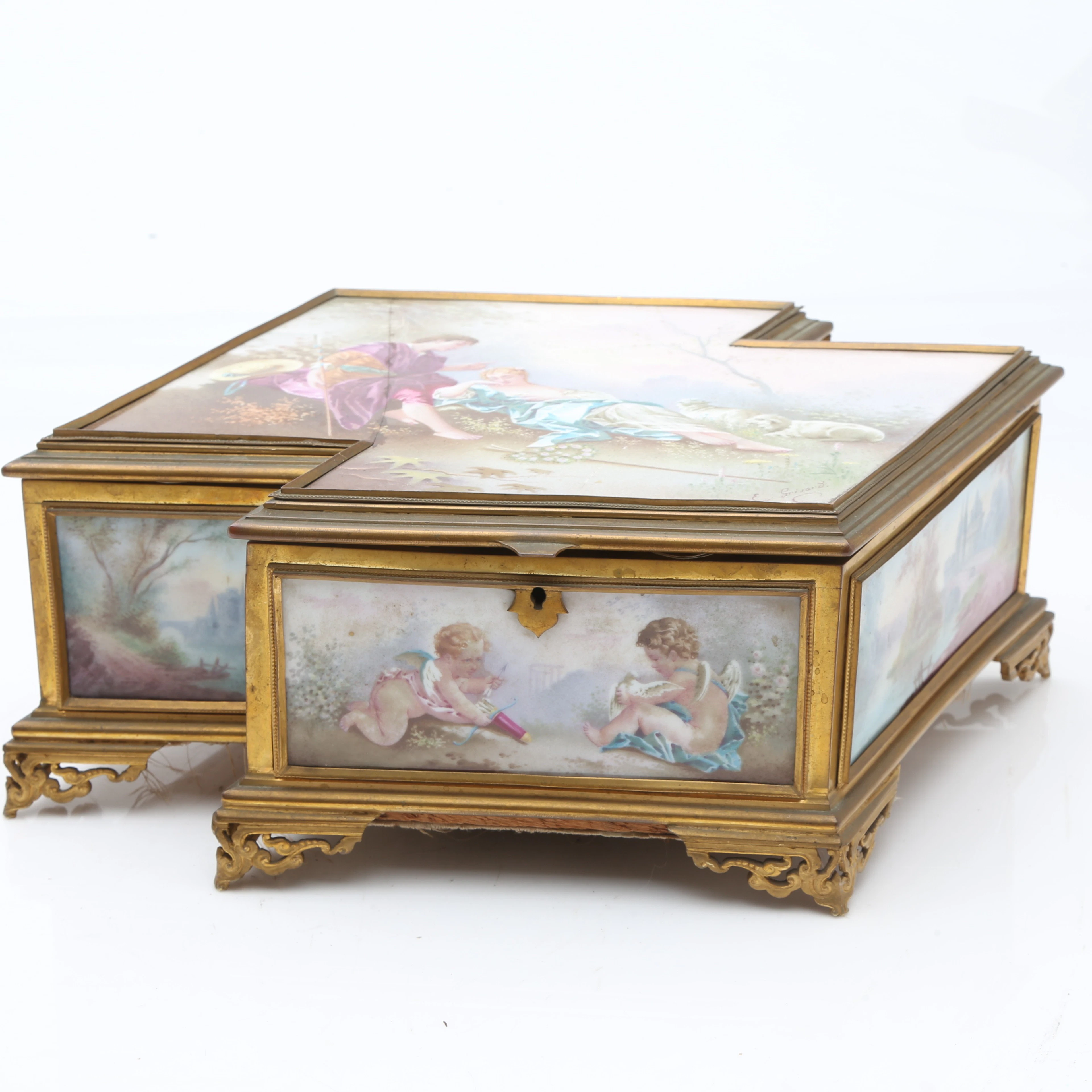French Napoleon III jewellery box in gilt bronze and porcelain plaques