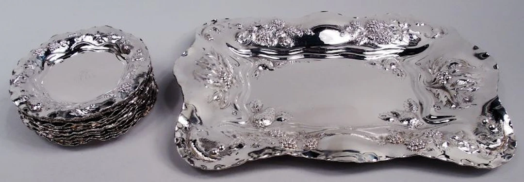 Fresh and Wholesome American Art Nouveau Berry Dessert Set for 12