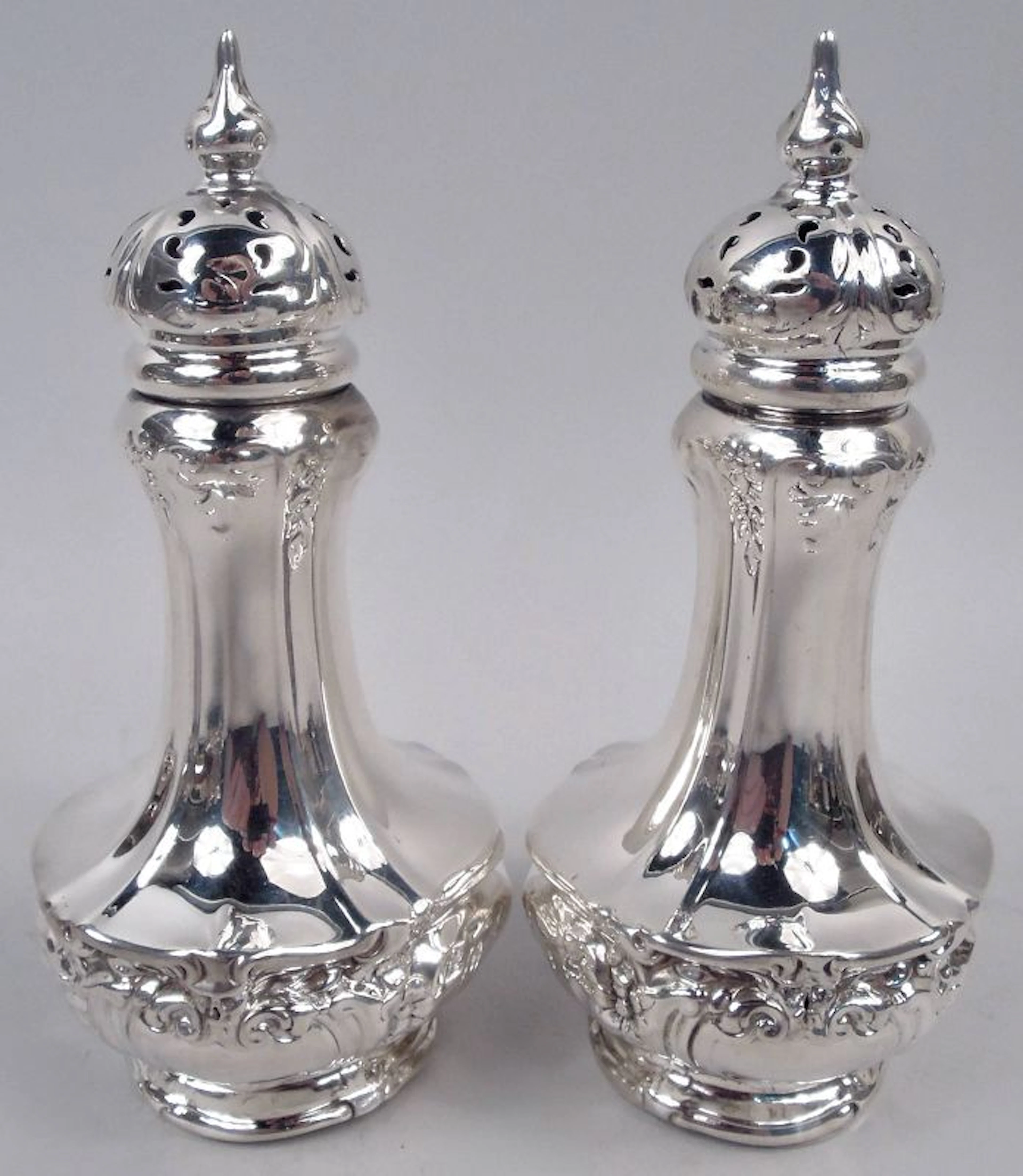 Pair of Gorham Edwardian Classical Sterling Silver Pepper Shakers