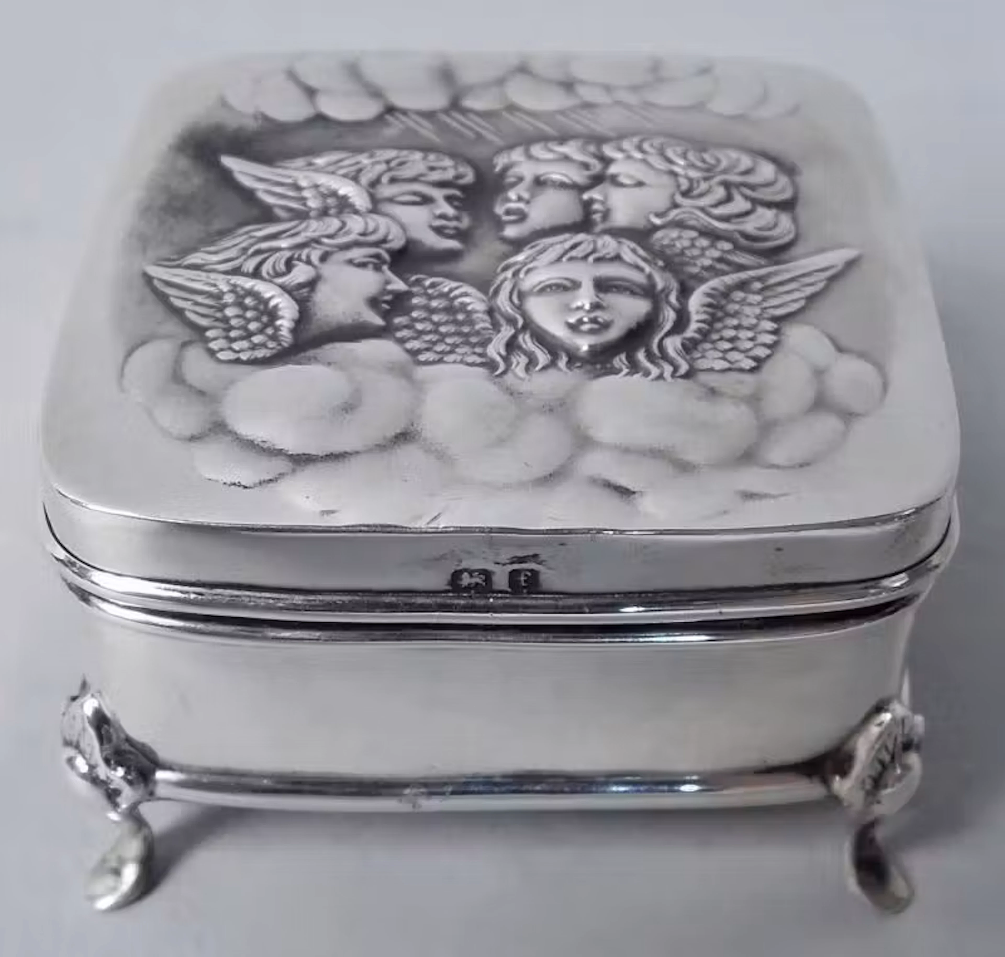English Edwardian Sterling Silver Reynolds’ Angel’s Heads Ring Box