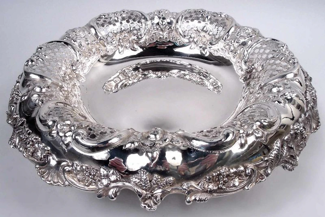 Antique Tiffany Victorian Classical Sterling Silver Centerpiece Bowl