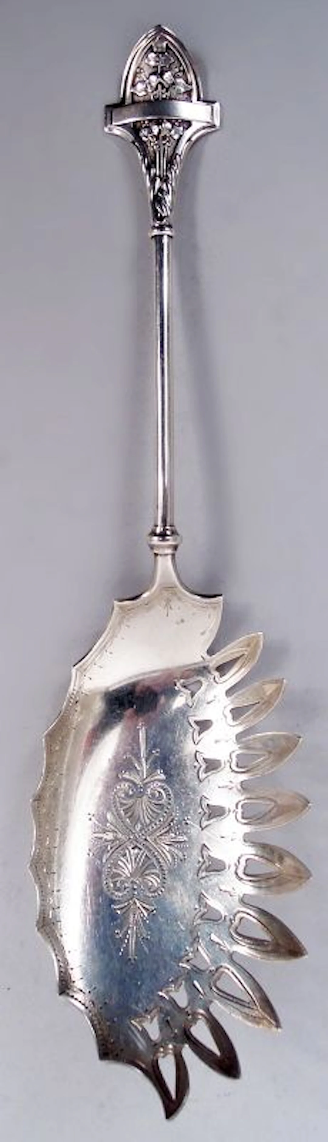 Antique Gorham Ivy Victorian Sterling Silver Macaroni Server