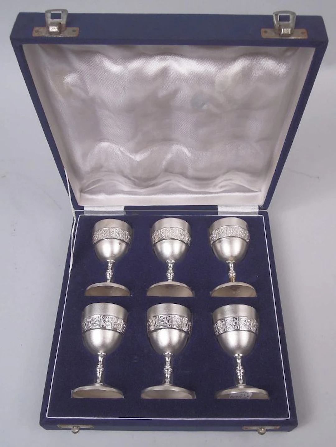 Set of 6 Fancy Silver Gilt Wine Cups in Case