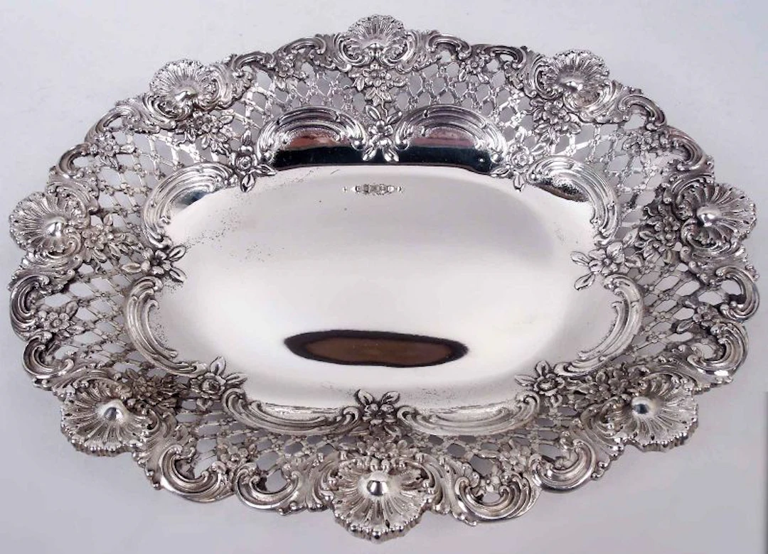Antique Tiffany Victorian Classical Sterling Silver Bowl