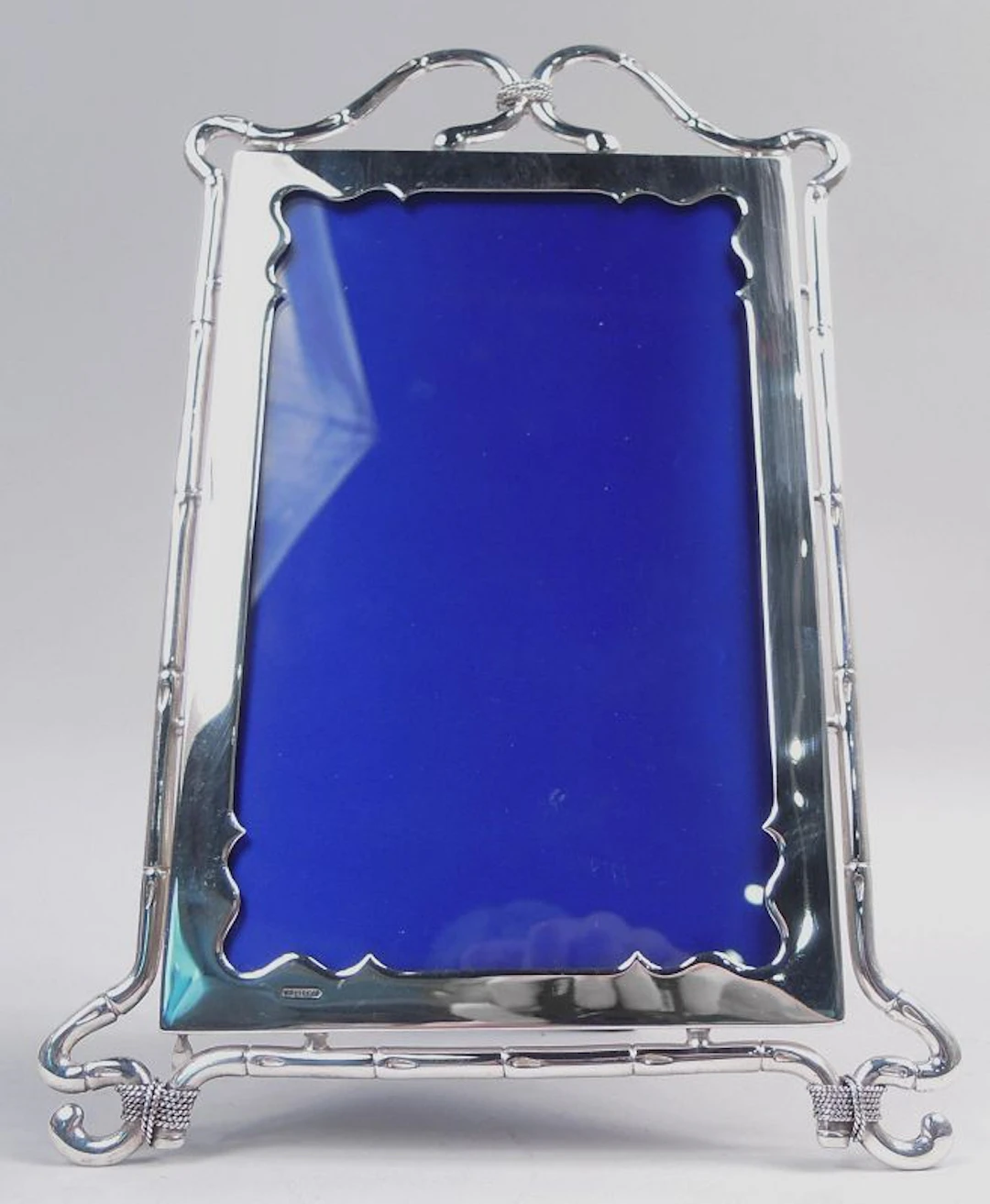 Antique English Edwardian Classical Sterling Silver Picture Frame 1902