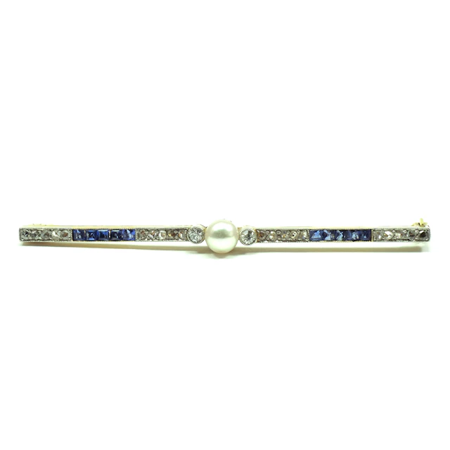 Art Deco Brosche / Nadel mit Perle, Saphiren und 0,14 ct Diamanten, um 1920