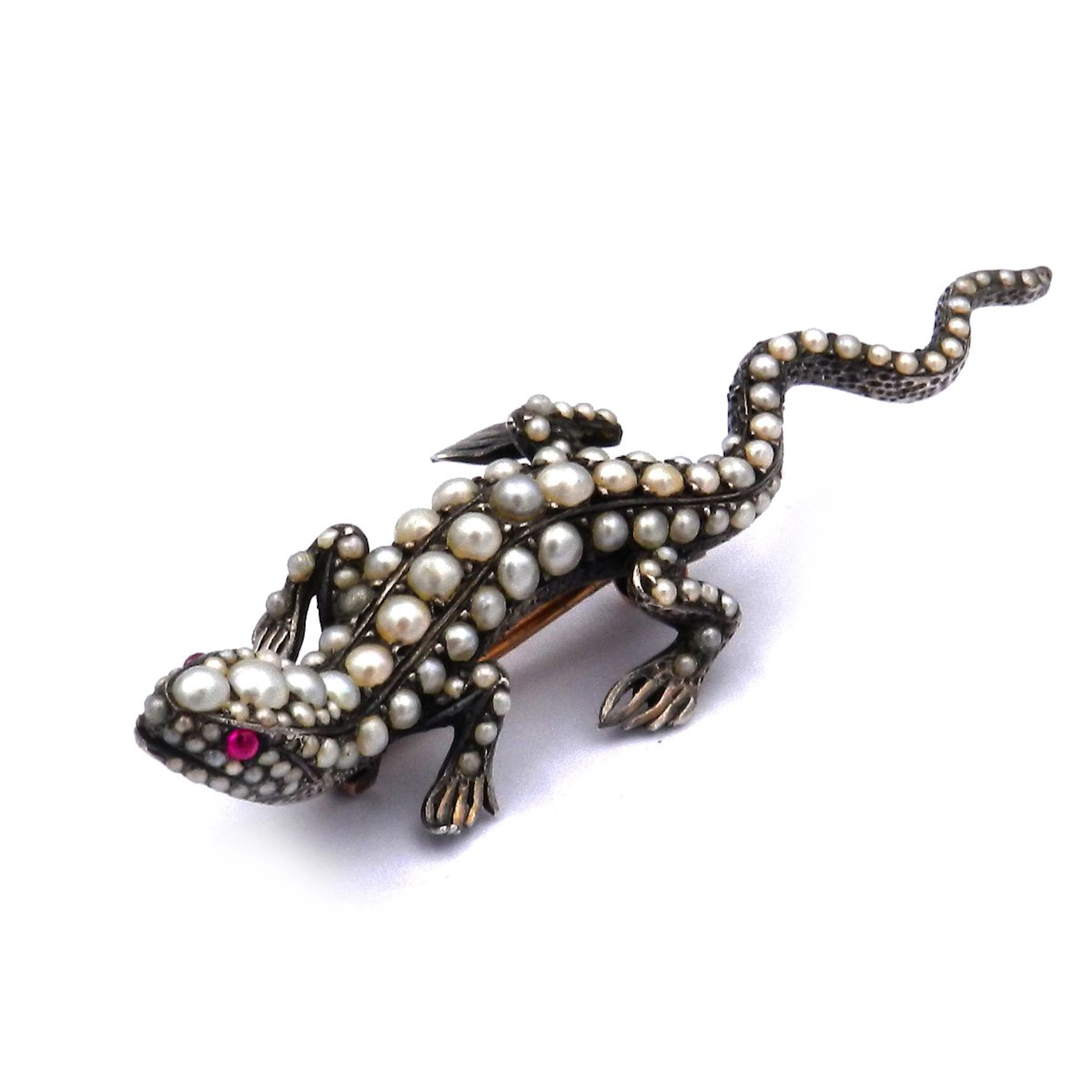 Antike Salamander Brosche mit Orientperlen in Silber und Gold, um 1890