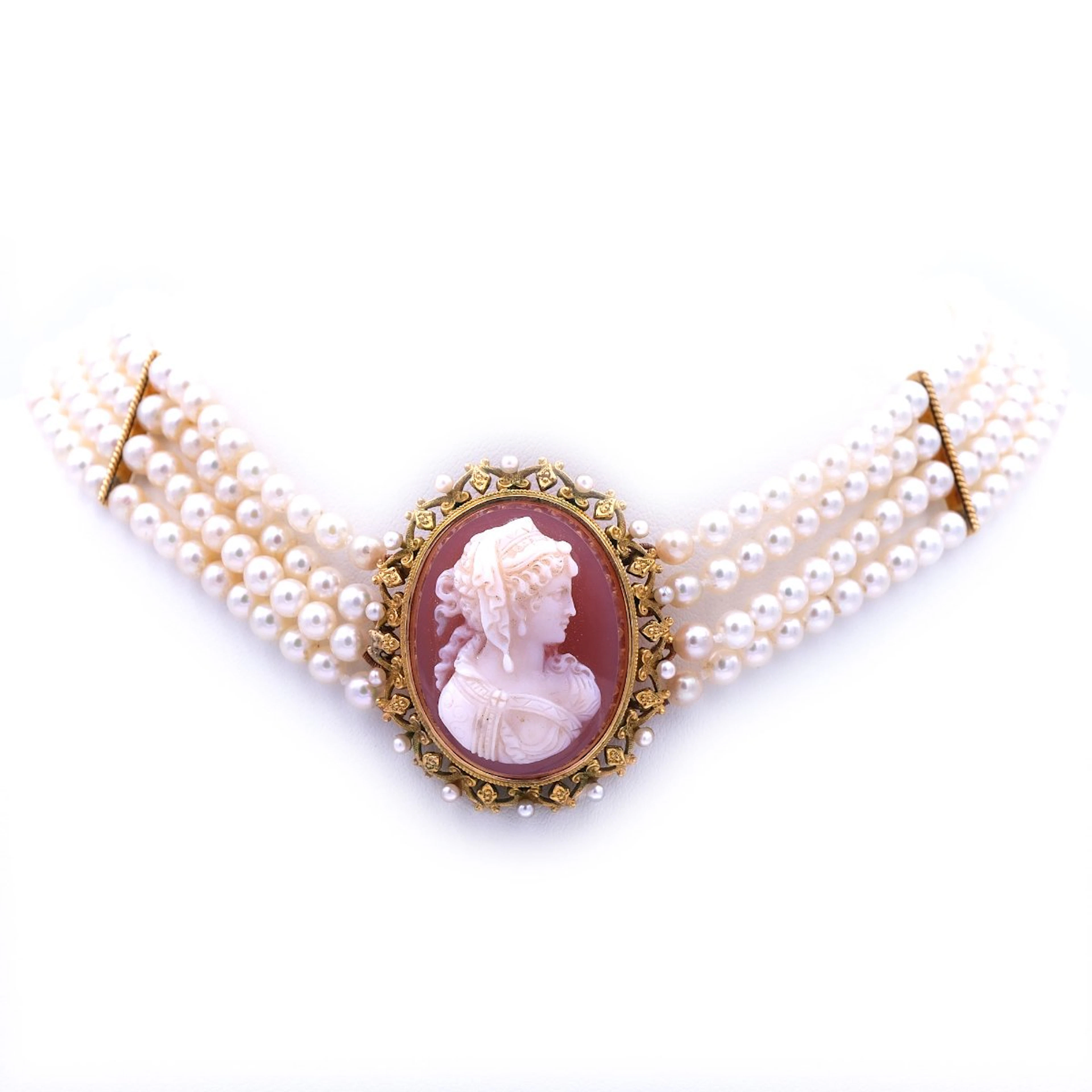 Akoya Perlencollier mit Antiker 18K Gold Kamee Achatgemme als 4-reihiges