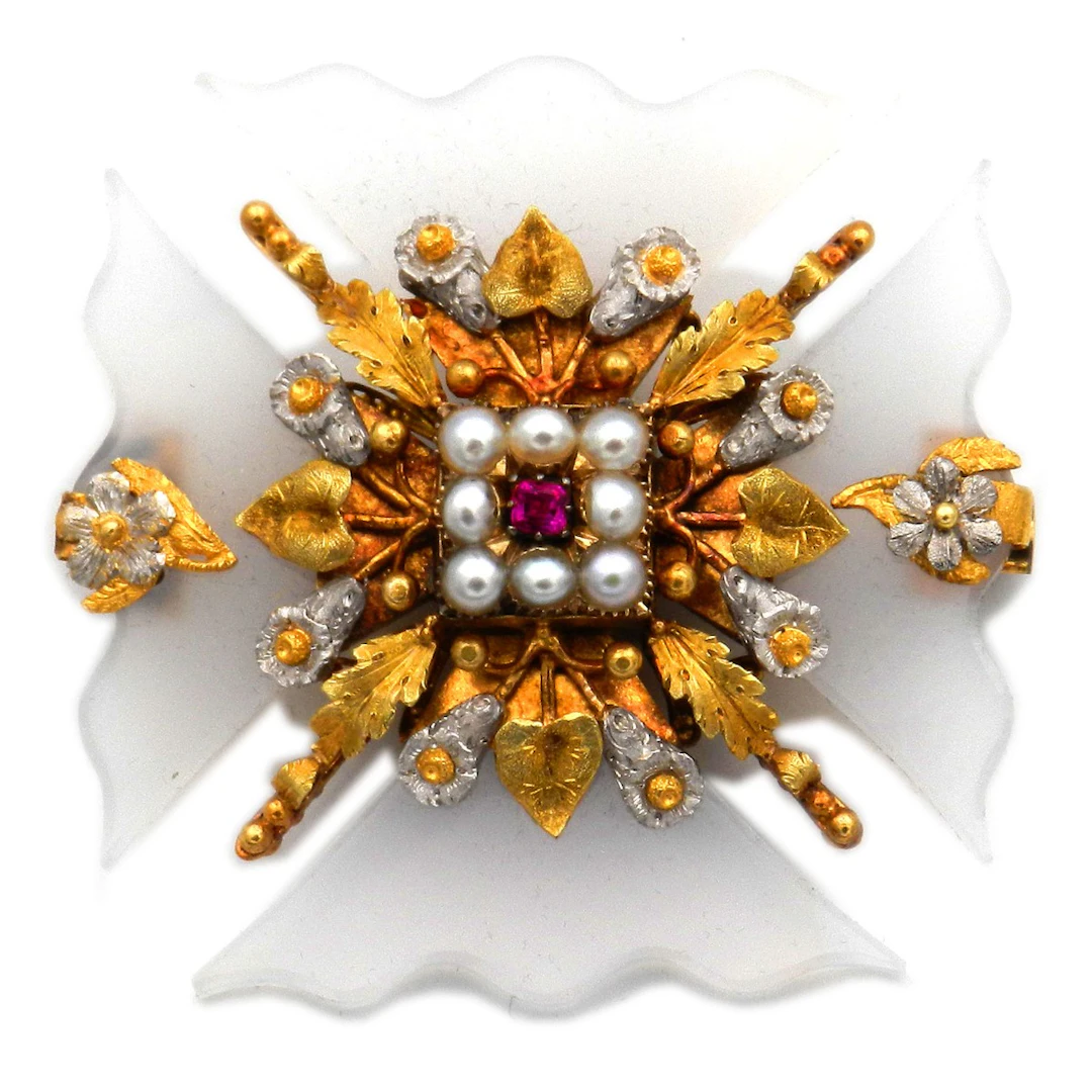 Biedermeier Gold Chalzedon Brosche als Malteser Kreuz, um 1830