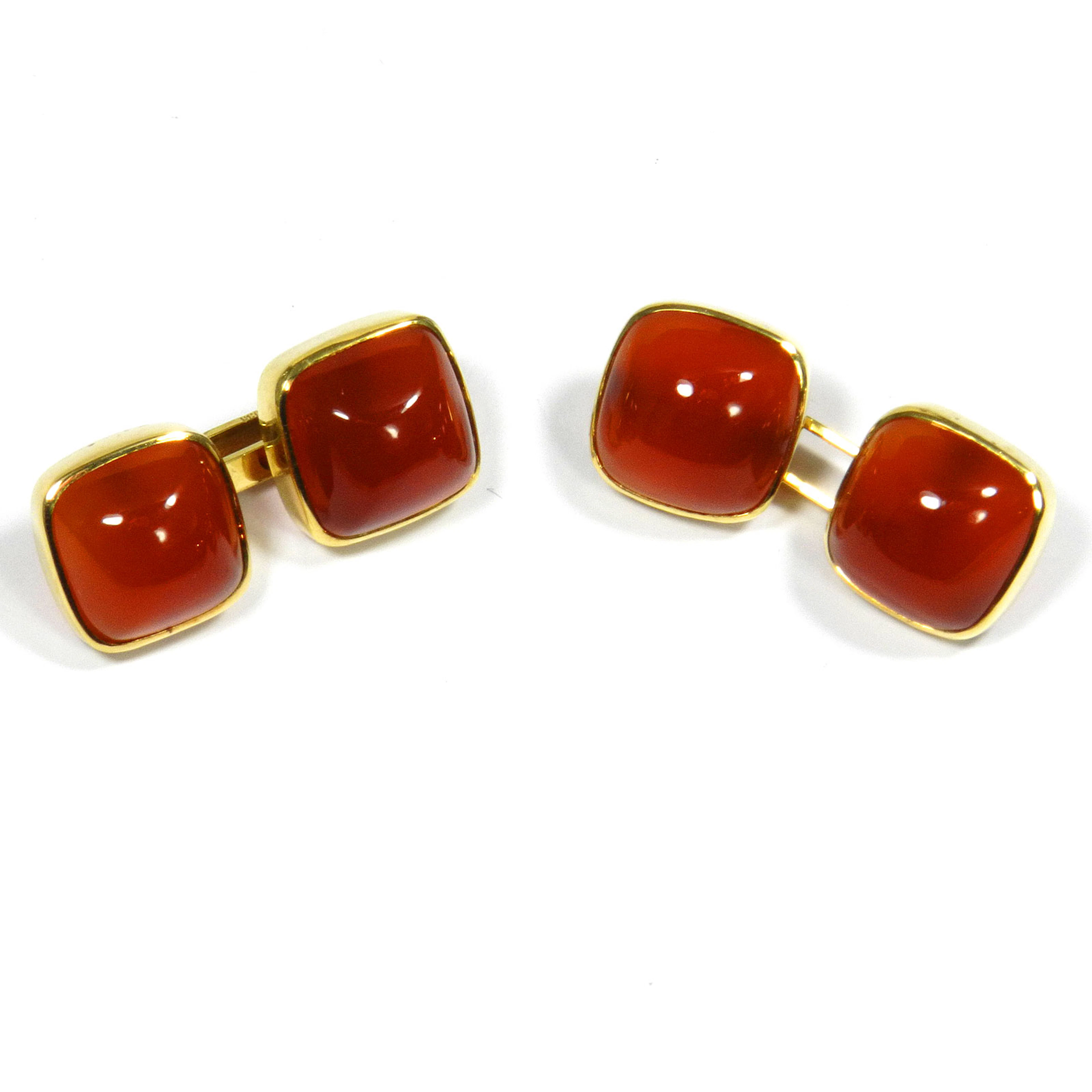 Goldene Manschettenknöpfe mit Karneol Cabochons, Wien um 1930