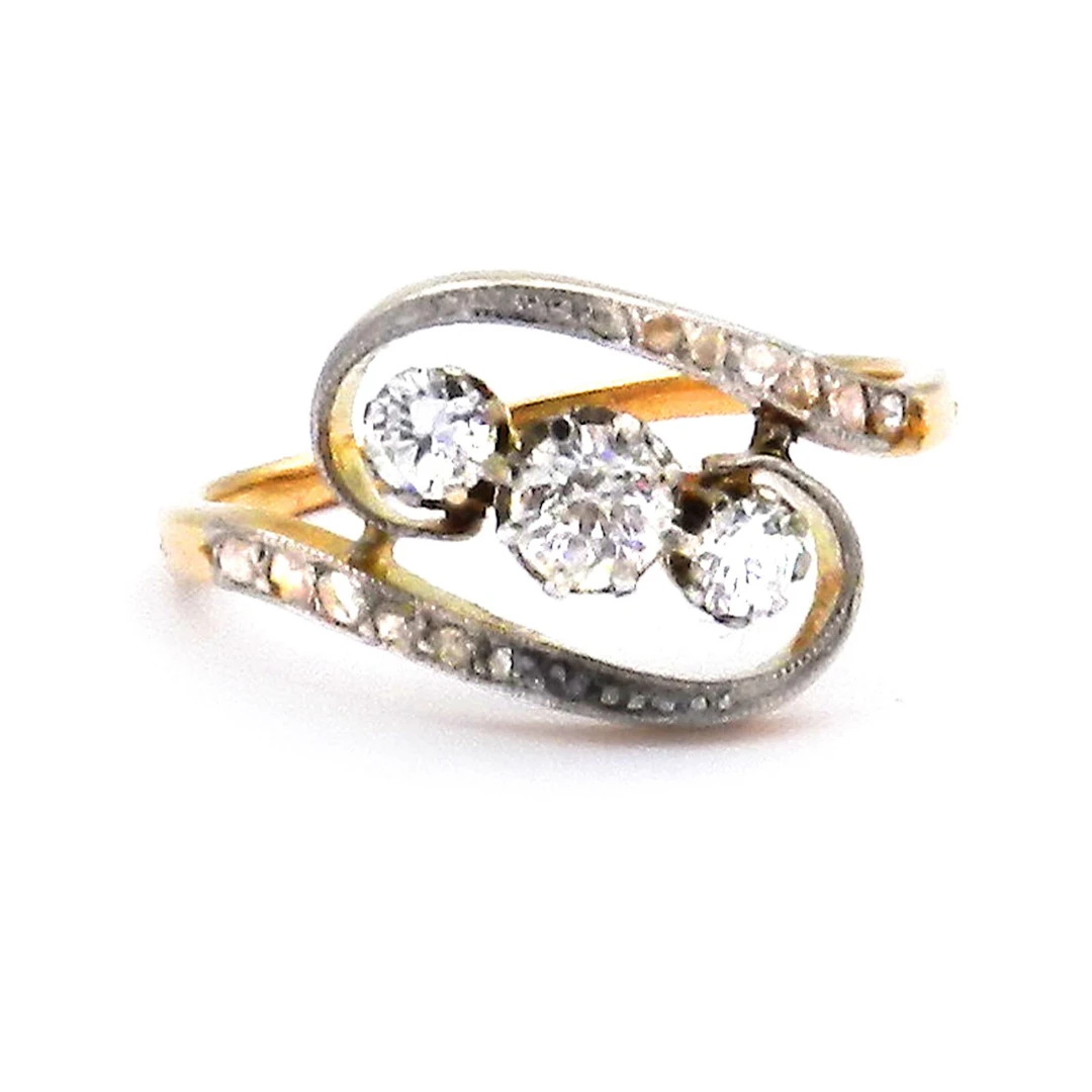 Jugendstil 0.55 ct Diamant Ring mit 3 Diamanten in 18K Gold und Platin, um 1910