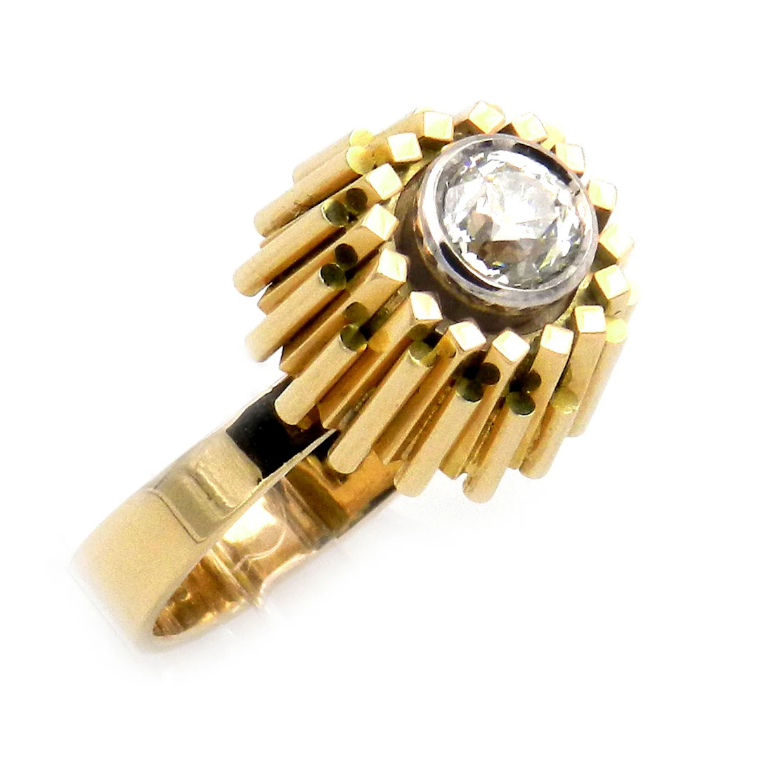 Retro Diamant Ring mit 0.74 ct Altschliff Solitär, um 1940