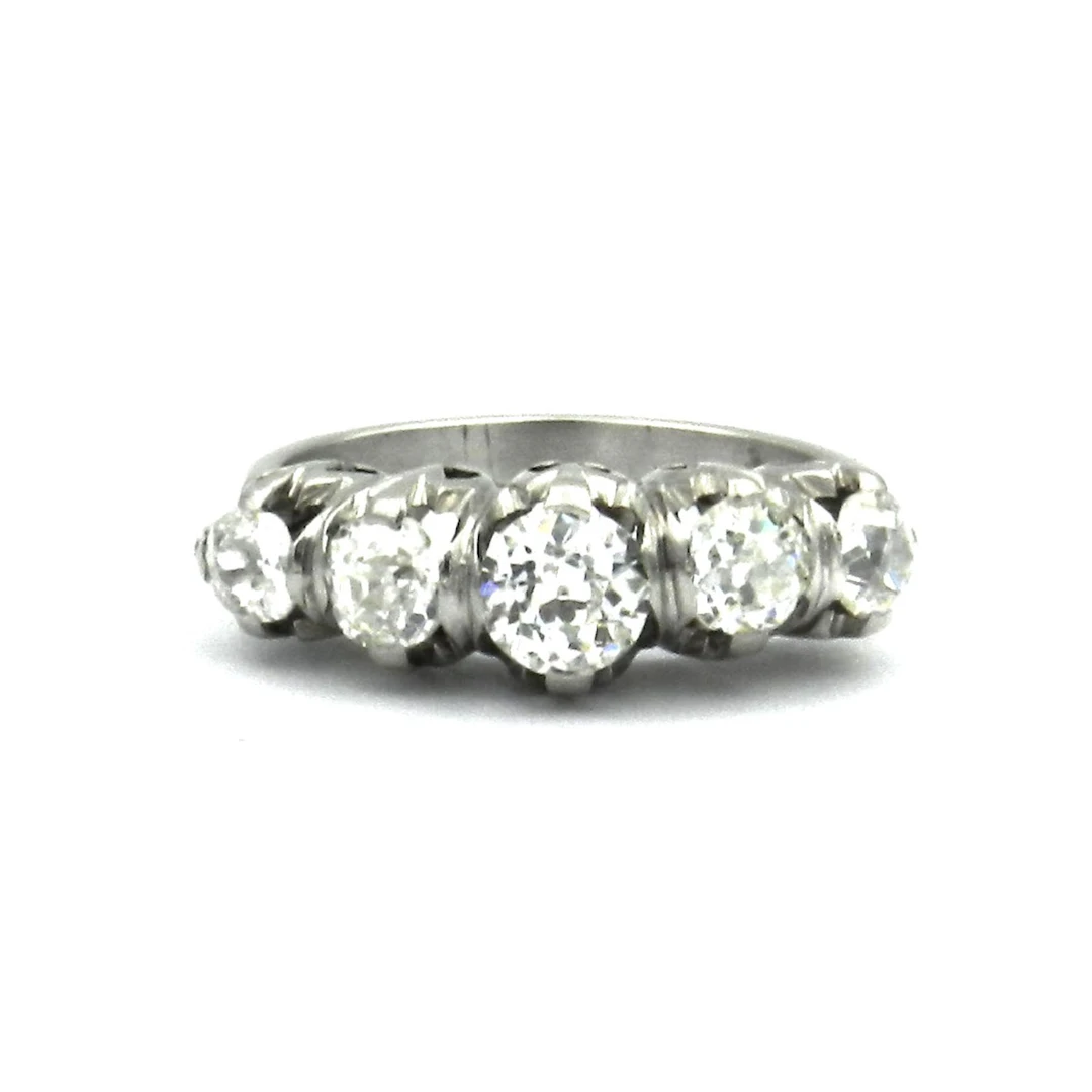 Antiker 1.5 ct Diamant Ring mit 5 Brillanten in Platin, um 1910
