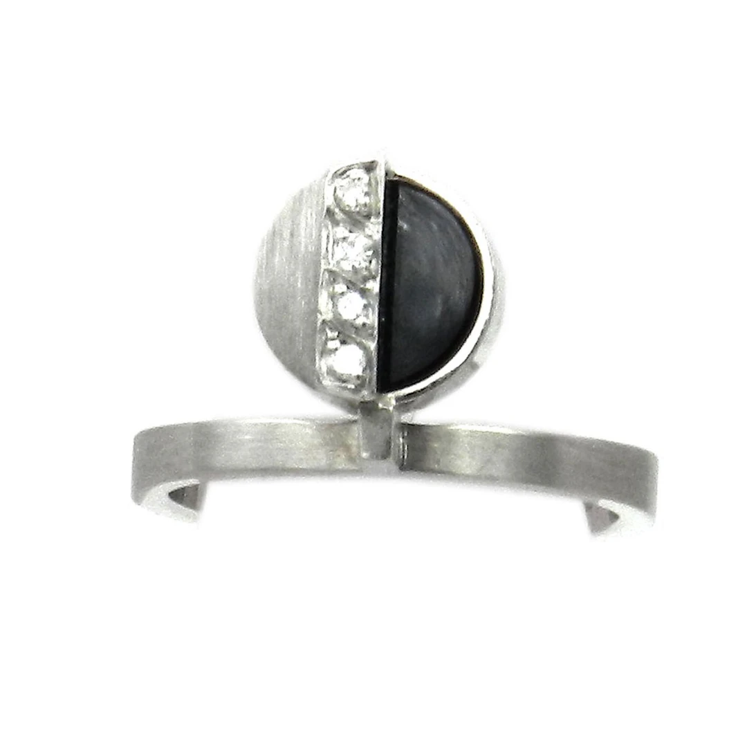 Moderner Designer Onyx Diamant Ring in 18K Weißgold, Juwelier Stichnoth