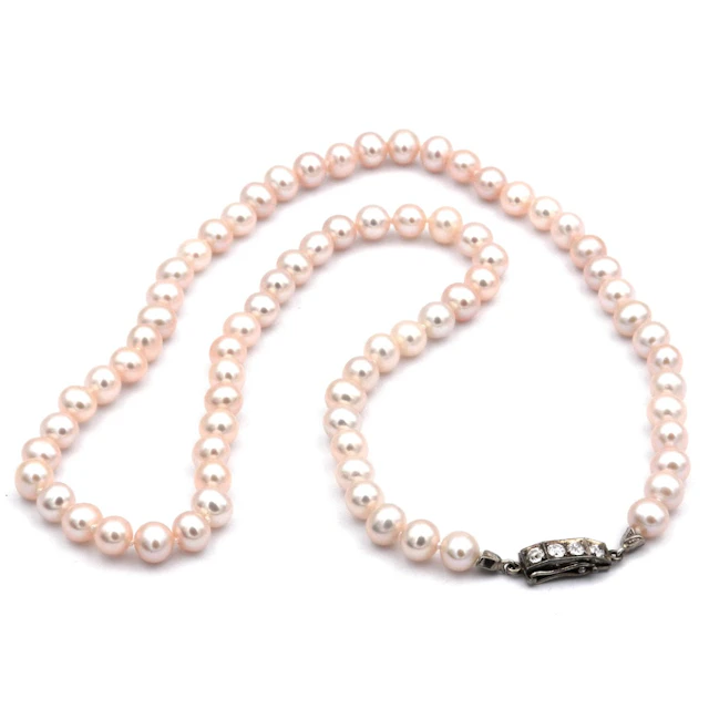 Perlenkette Collier aus Salzwasser Zuchtperlen mit Art Deco Diamantschließe