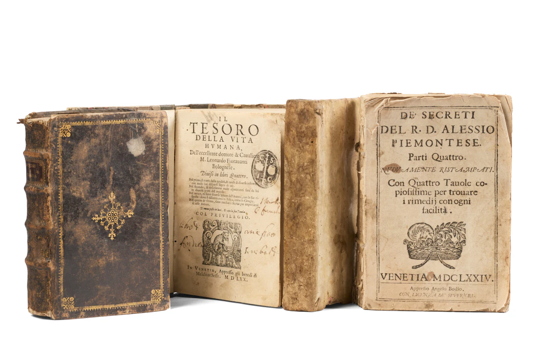 FIORAVANTI, Leonardo (1517-1588). Lotto di tre opere del celebre medico