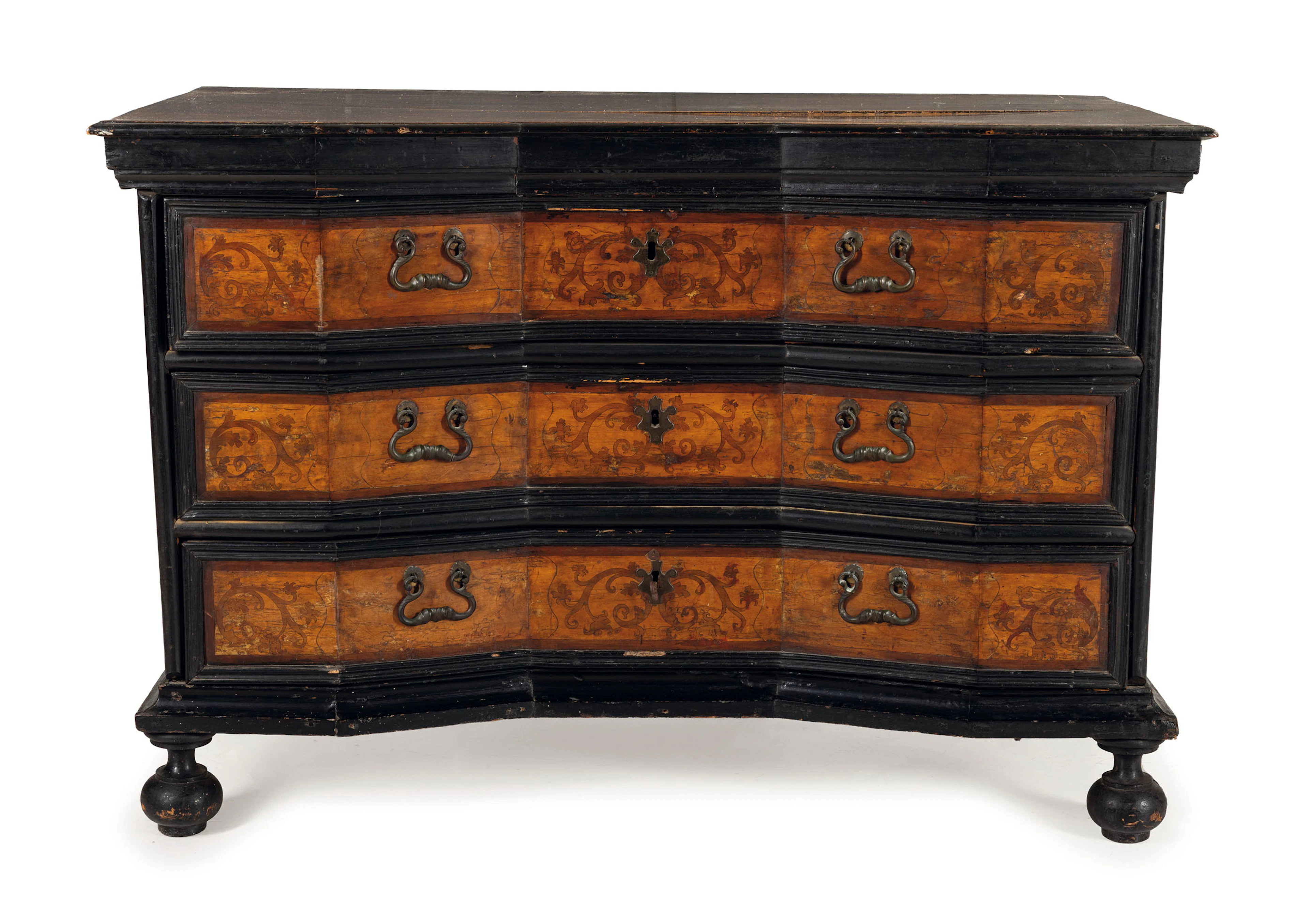 CASSETTONE IN LEGNO DI NOCE, XVIII SECOLO