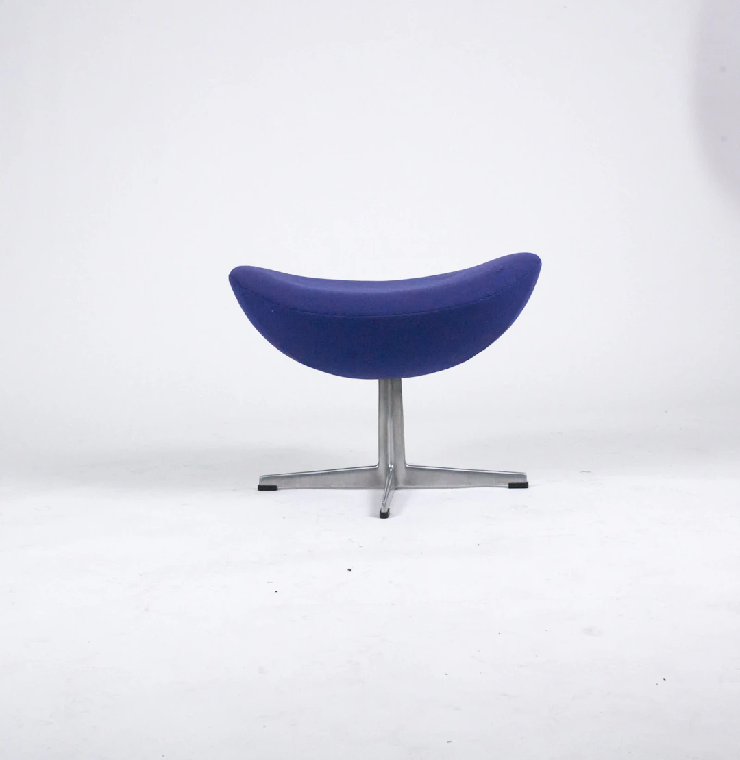ARNE JACOBSEN