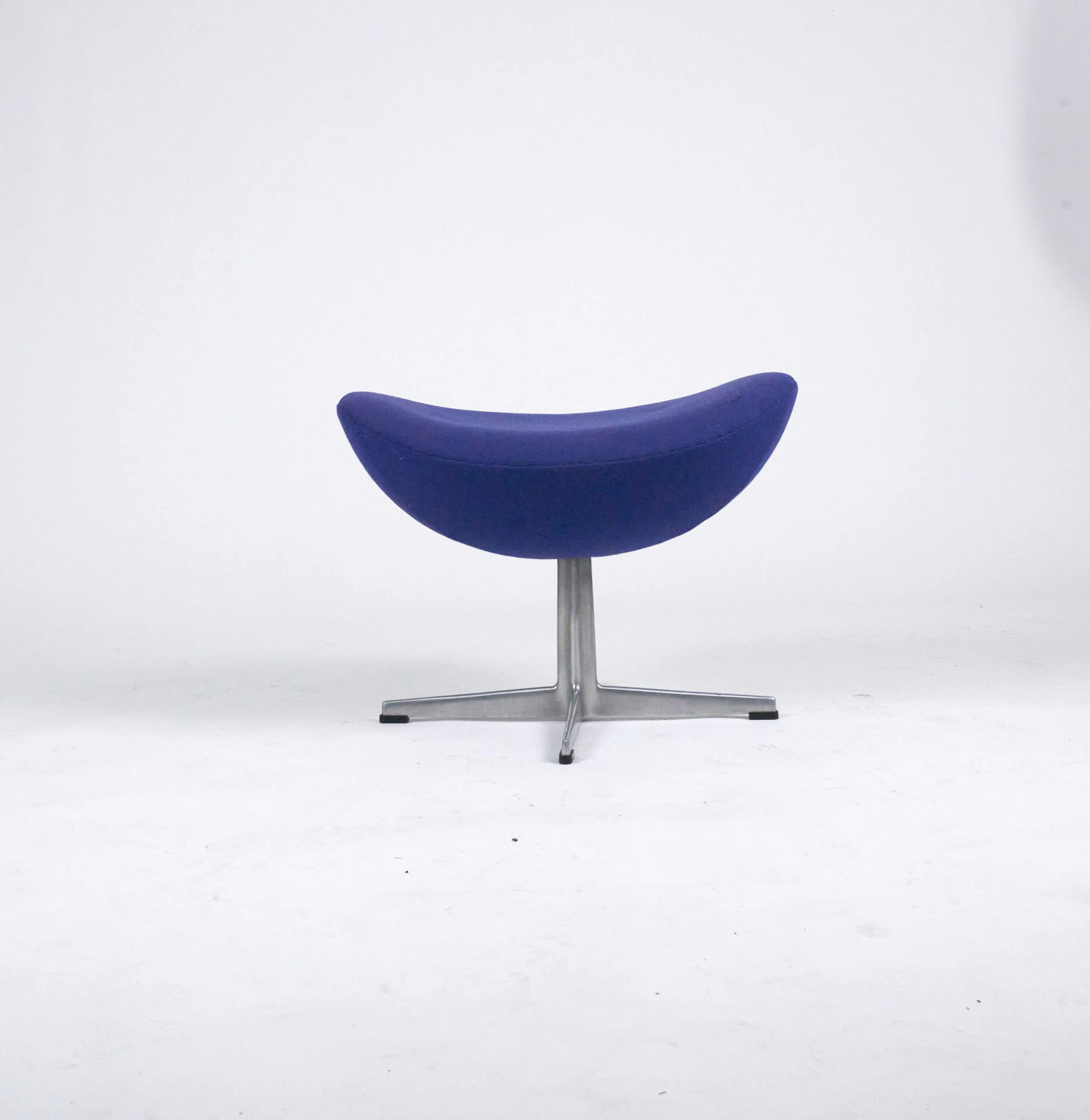 ARNE JACOBSEN