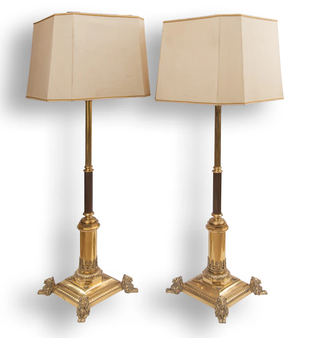 DUE LAMPADE MODERNE IN OTTONE, RECENTE MANIFATTURA