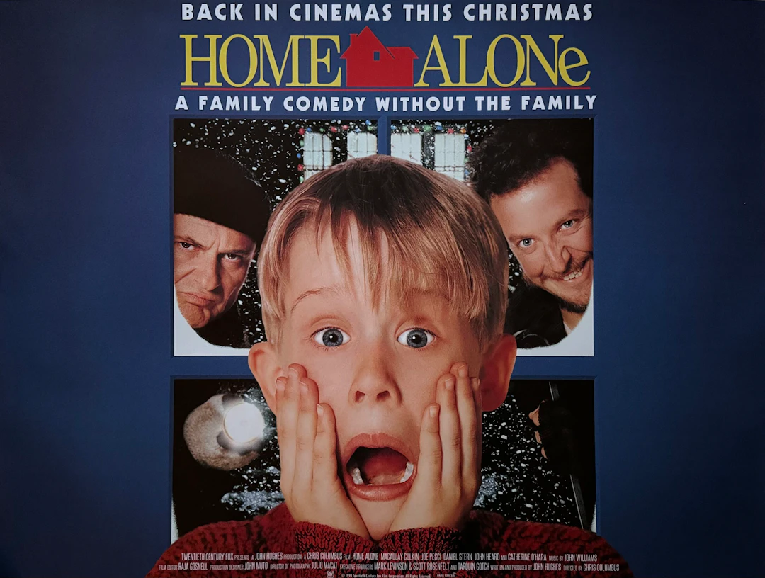 Original Home Alone Movie Poster - Macaulay Culkin - Christmas