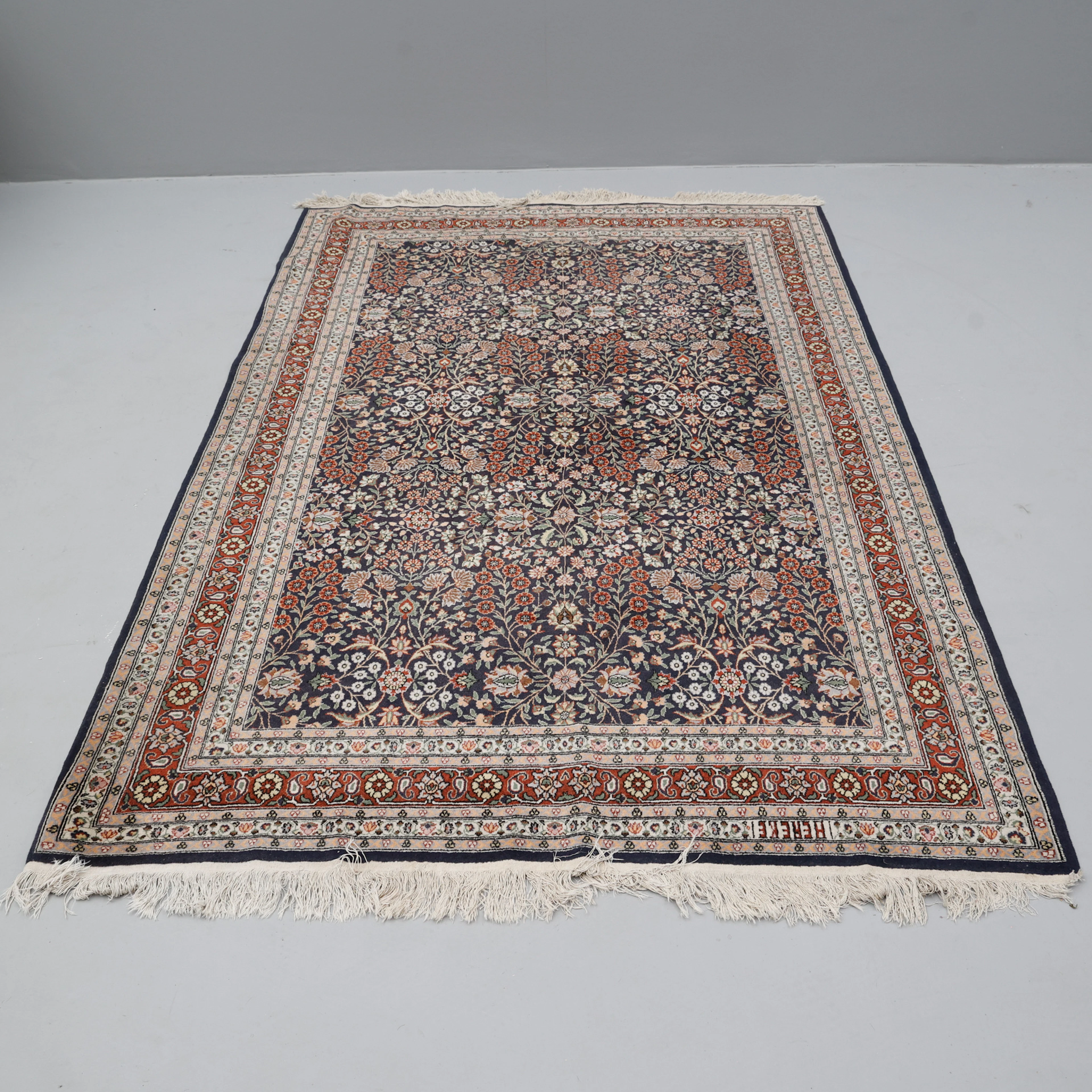 MATTA, handgjord, Turkisk " Hereke ", ca 265 cm x ca 174 cm.