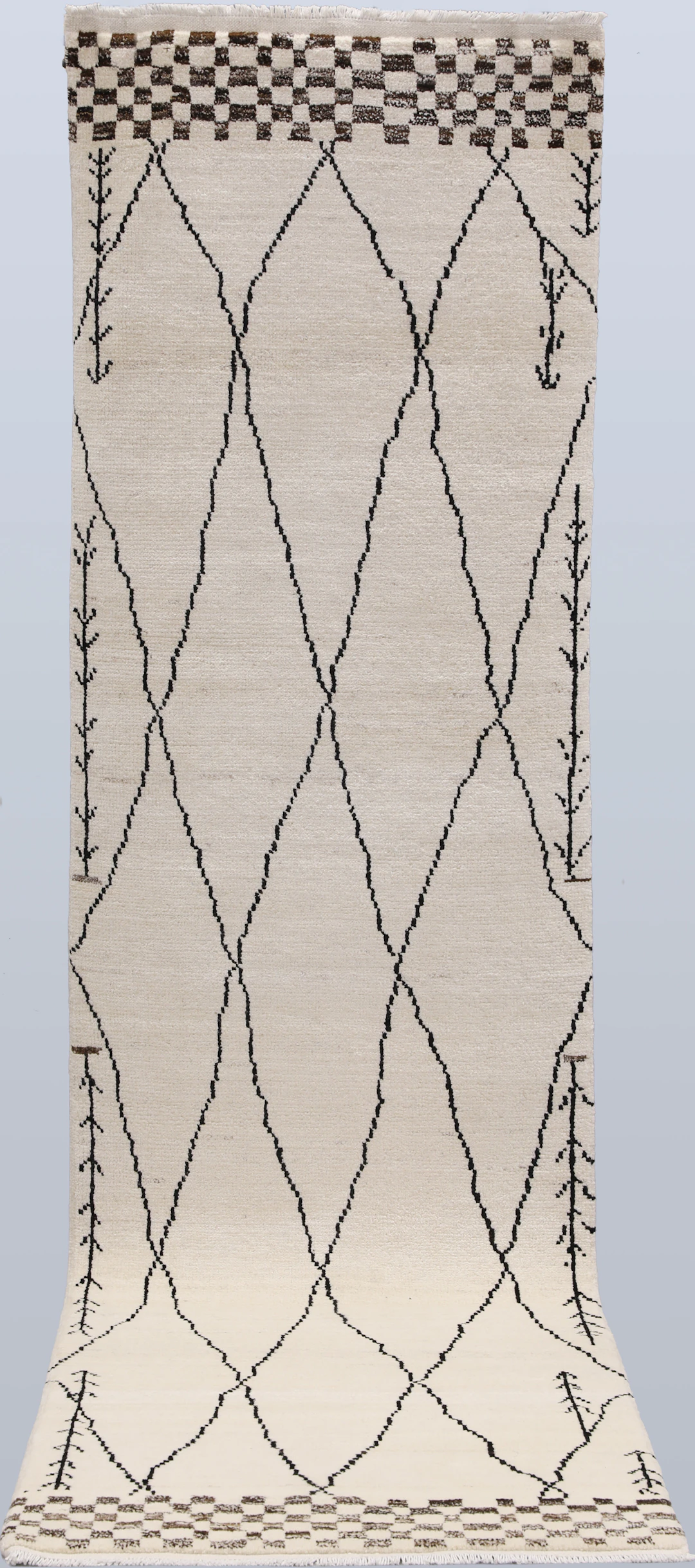 MATTA. Marocko gallerimodell, 294 x 79 cm.