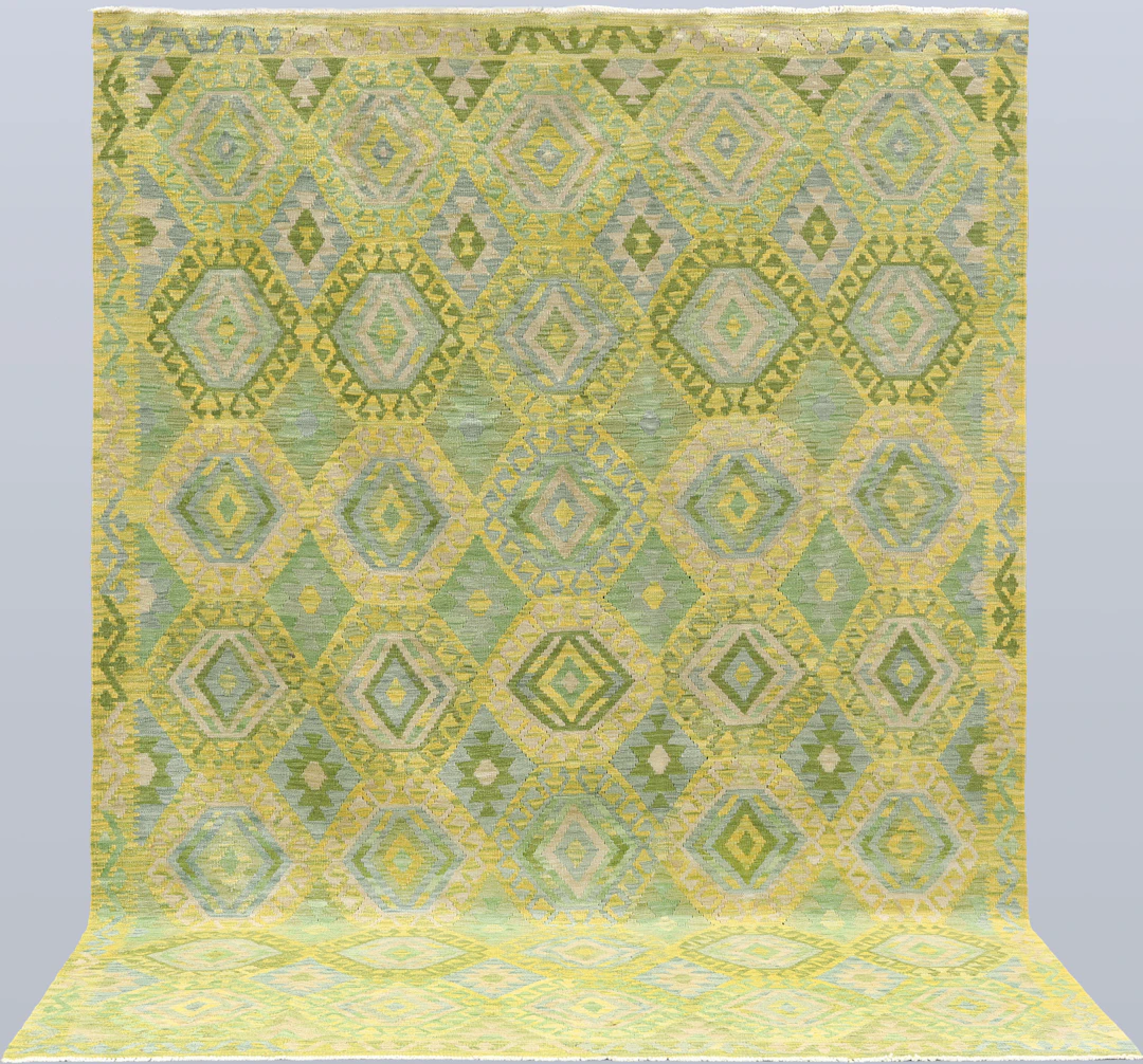 MATTA. Kelim klassisk design, 291 x 207 cm.