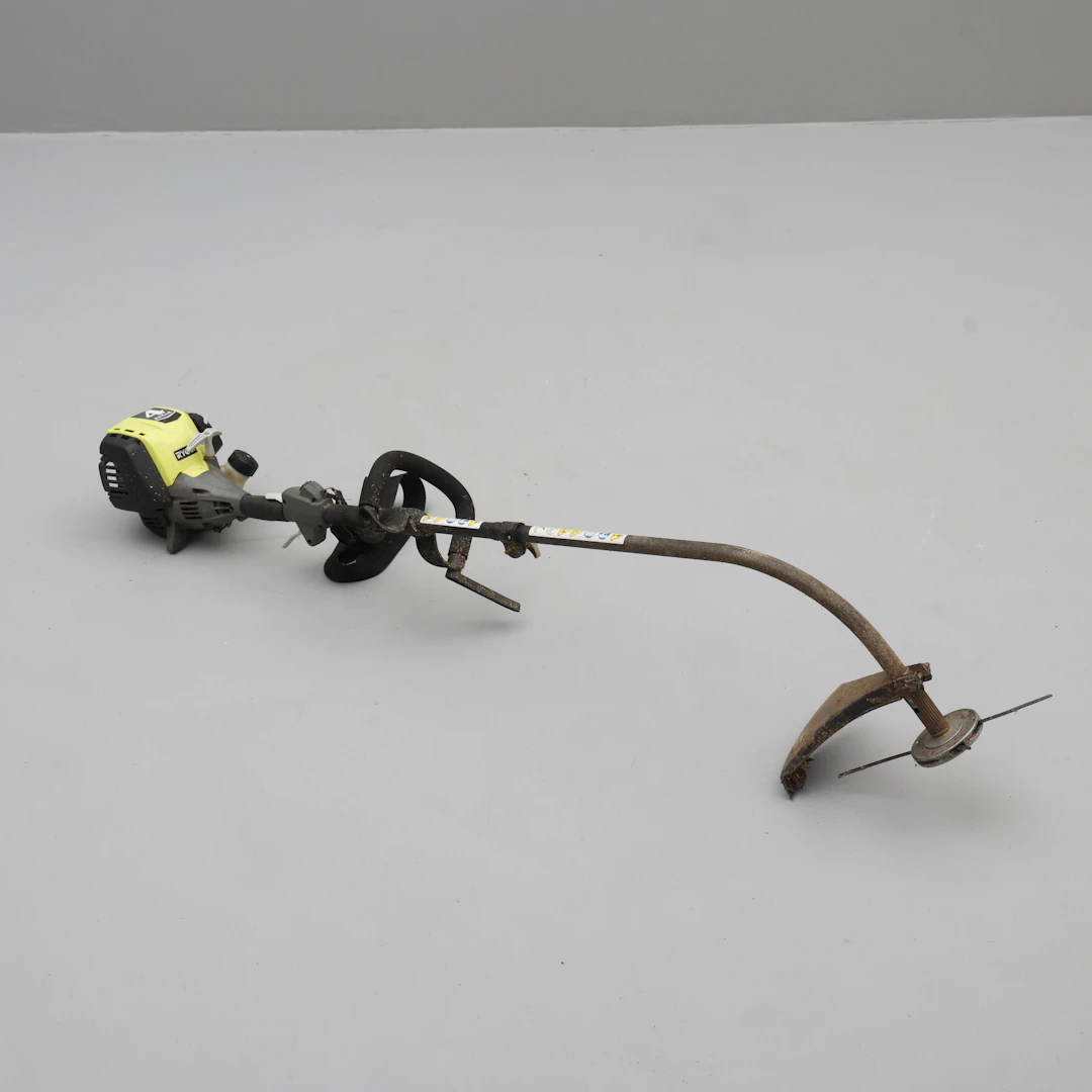 GRÄSTRIMMER bensindriven, Ryobi.