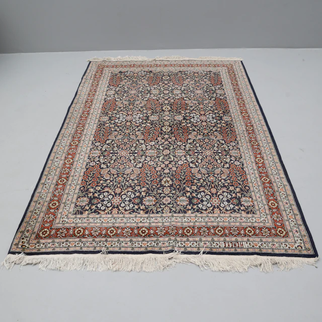 MATTA, handgjord, Turkisk " Hereke ", ca 265 cm x ca 174 cm.