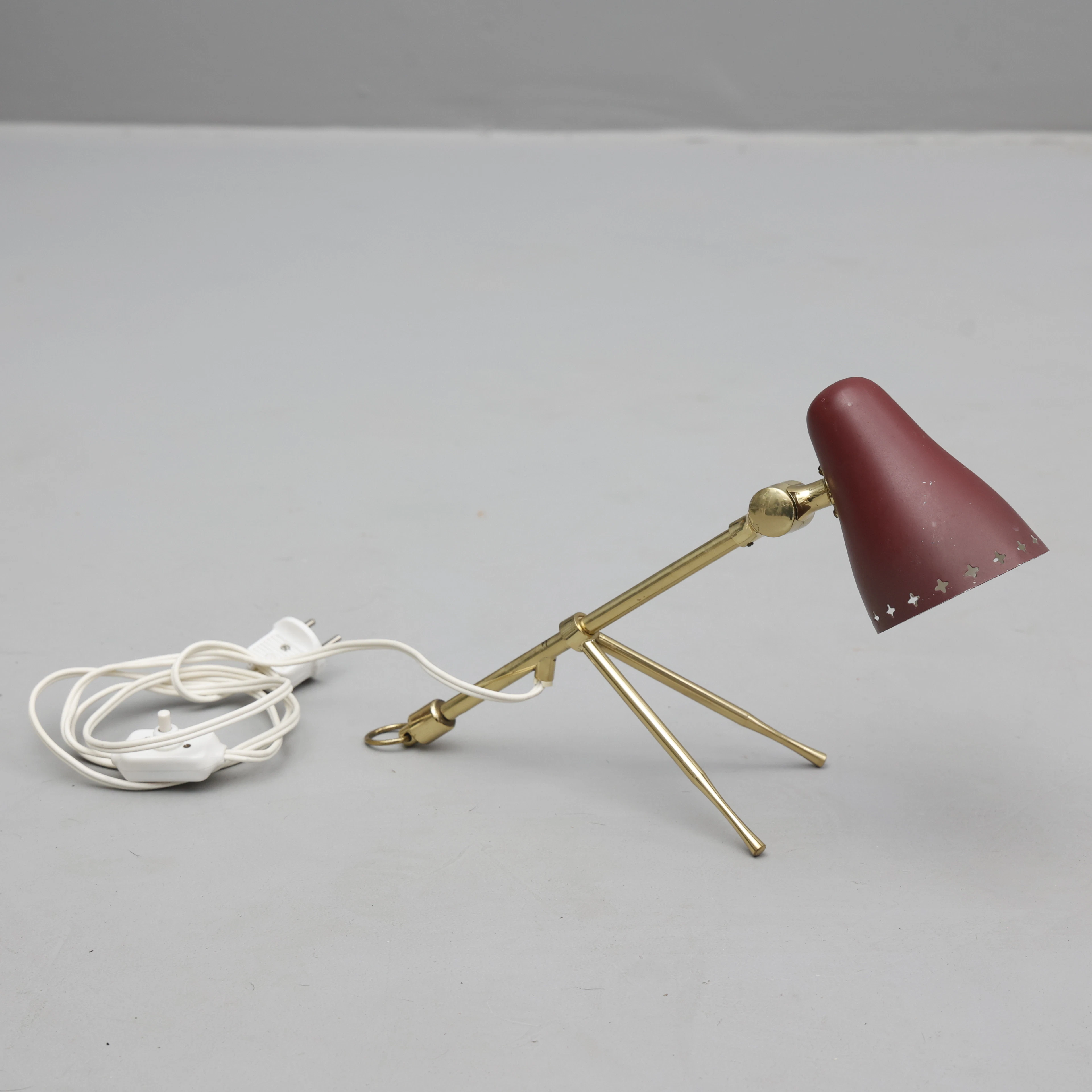 BORIS LACROIX. Bordslampa, falkenbergs belysning, 1900-talets nitt.