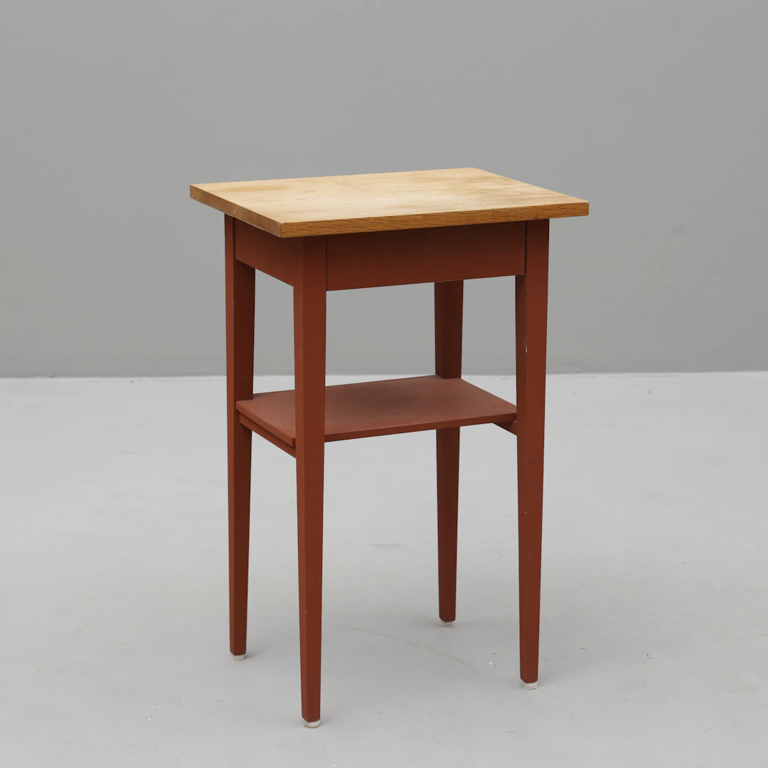 ATTDUKSBORD, Erik Richter, Norrgavel. 2000-tal.