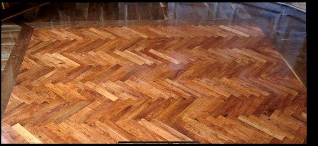 PARKETT, obehandlad massiv mahogny, enkelstavsparkett, totalt 87 m2.