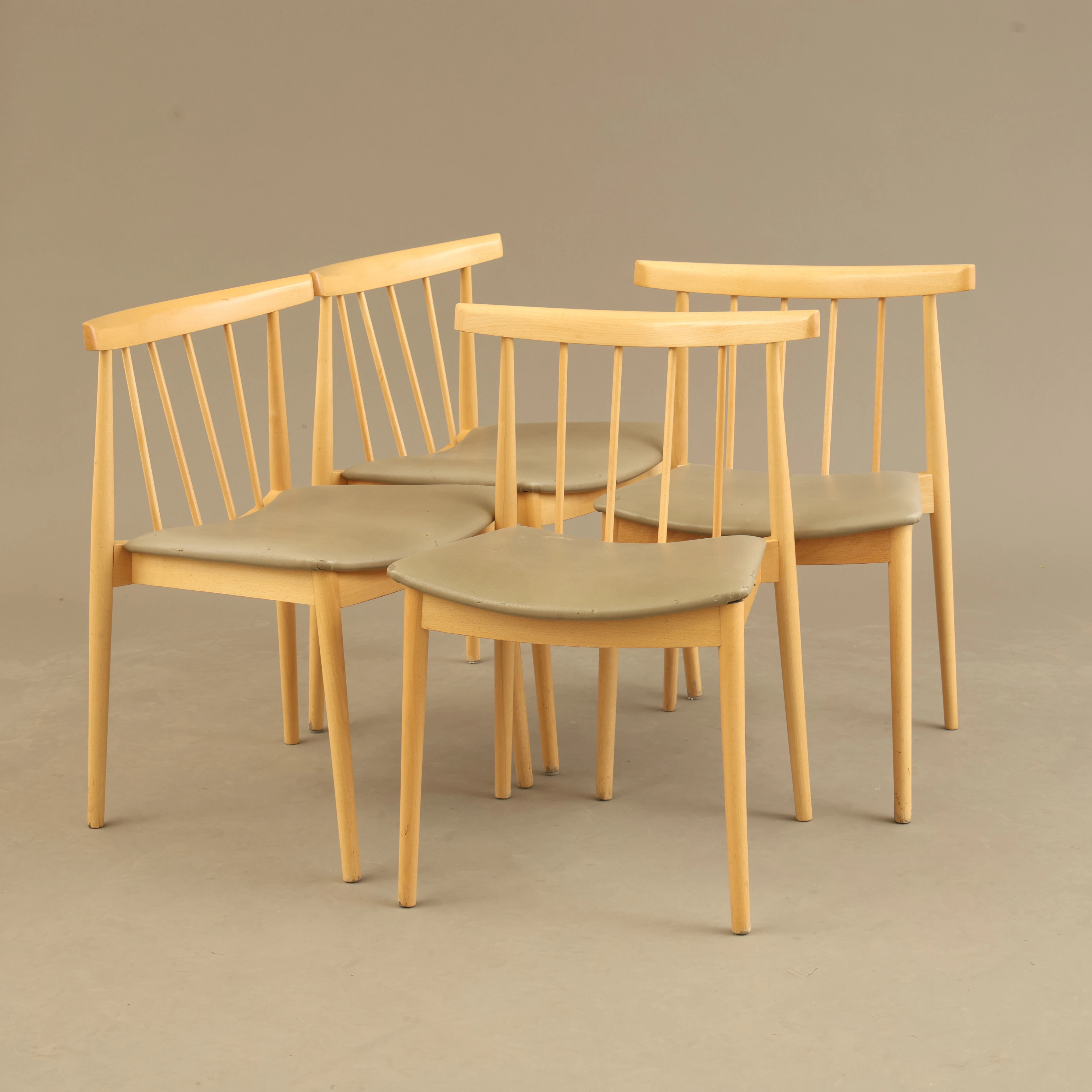 STOLAR, 4 stycken "Smile", Lievore, Altherr, Molina för Andreu World