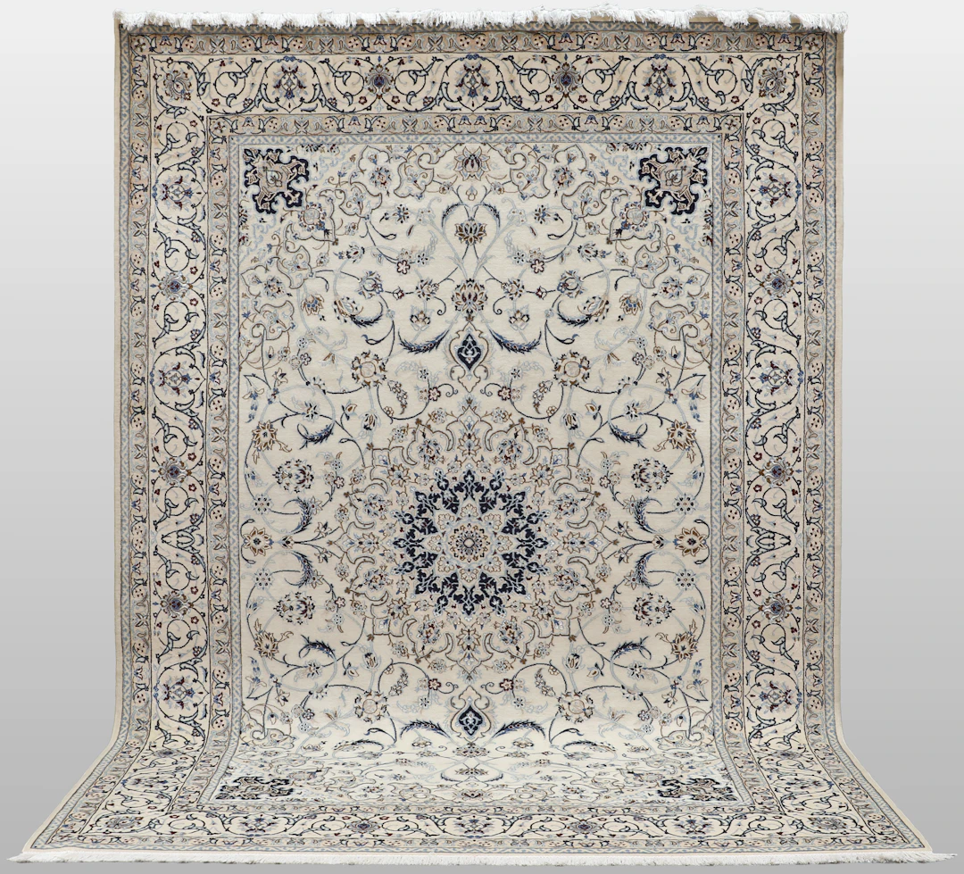 MATTA. Nain part silk s.k 9LAA ca 500.000 knutar / kvm, 355 x 248 cm.