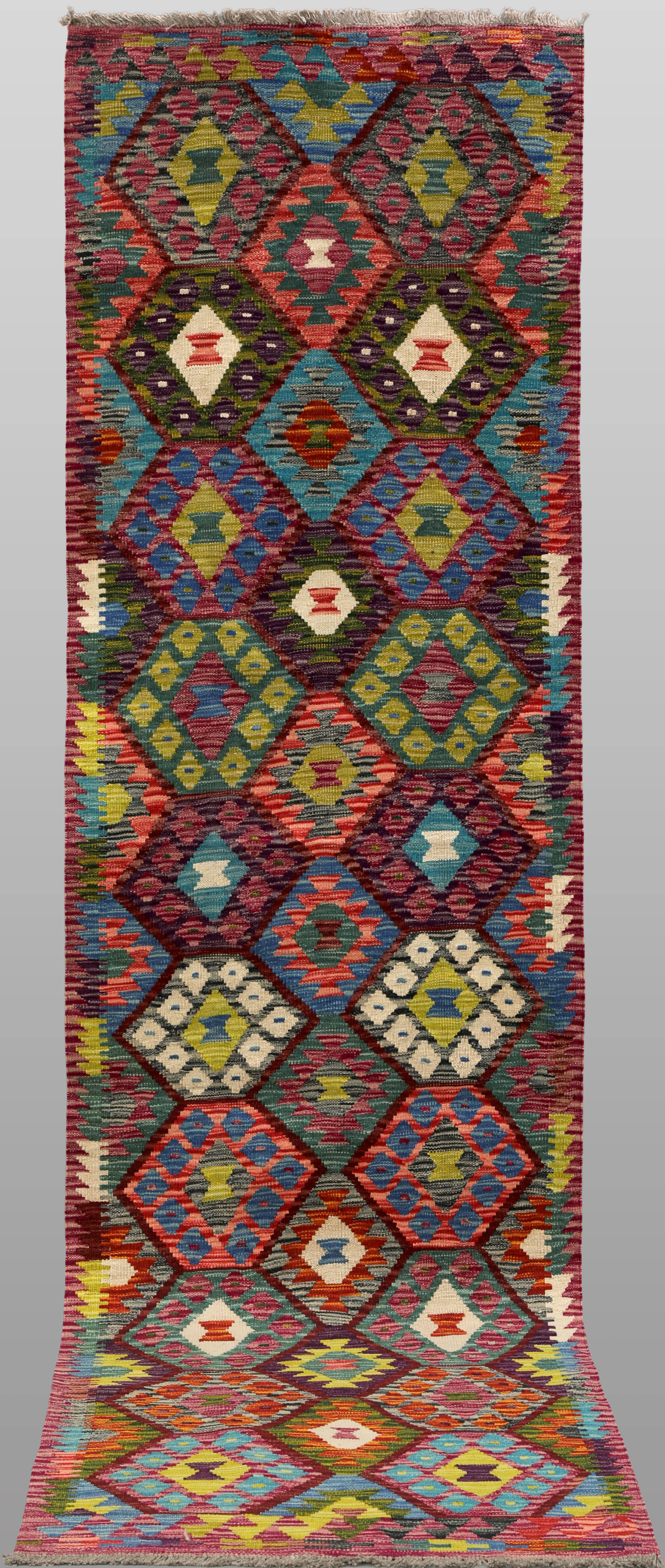 MATTA. Kelim klassisk design gallerimodell, 302 x 86 cm.