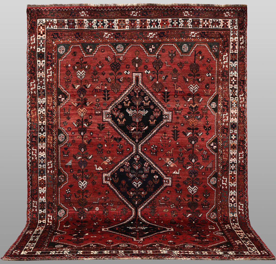 MATTA. Figural Gashgai, ullvarp, 298 x 210 cm.