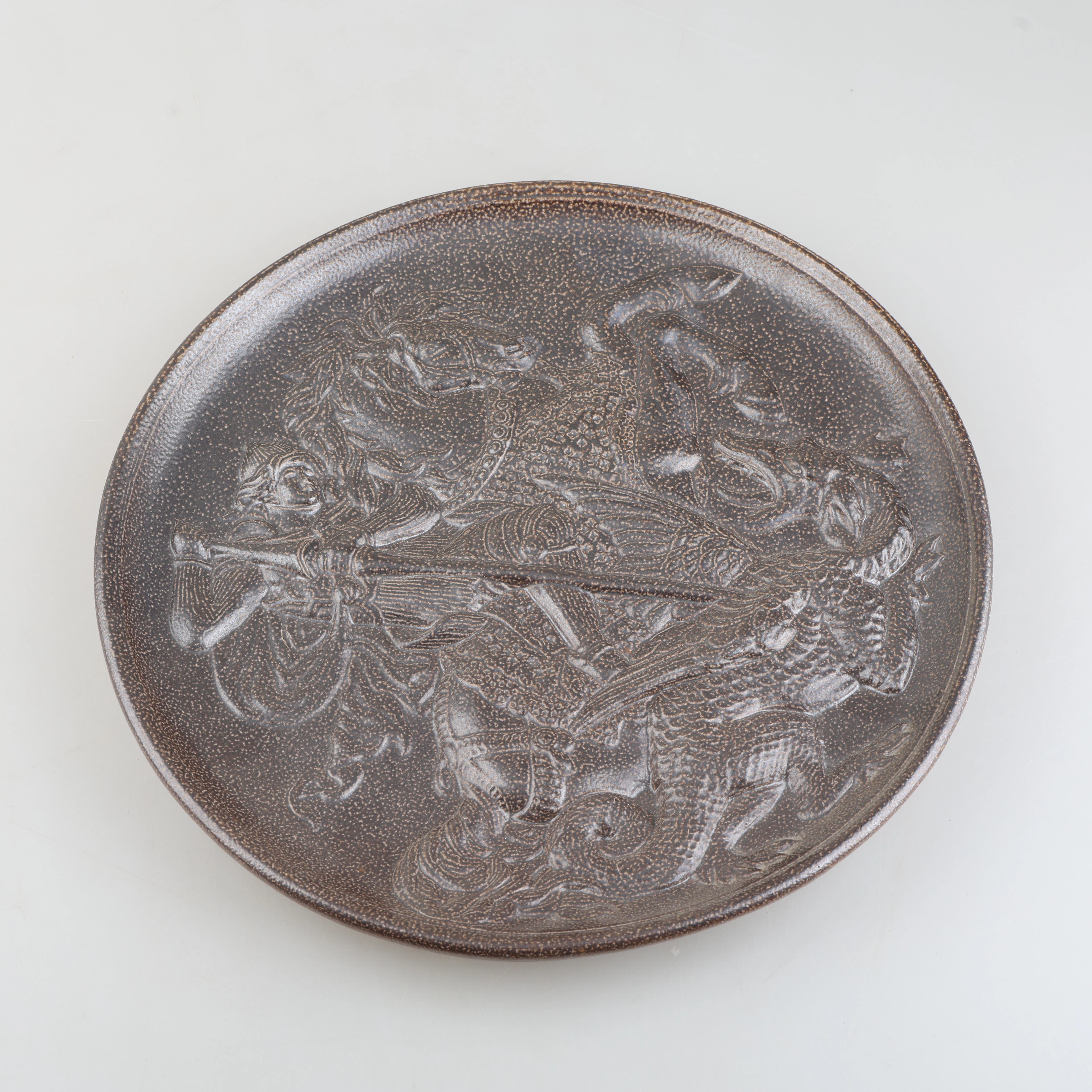 KARL PERSSON. Fat, saltglaserat stengods, "S:t Göran och draken", Höganäs.