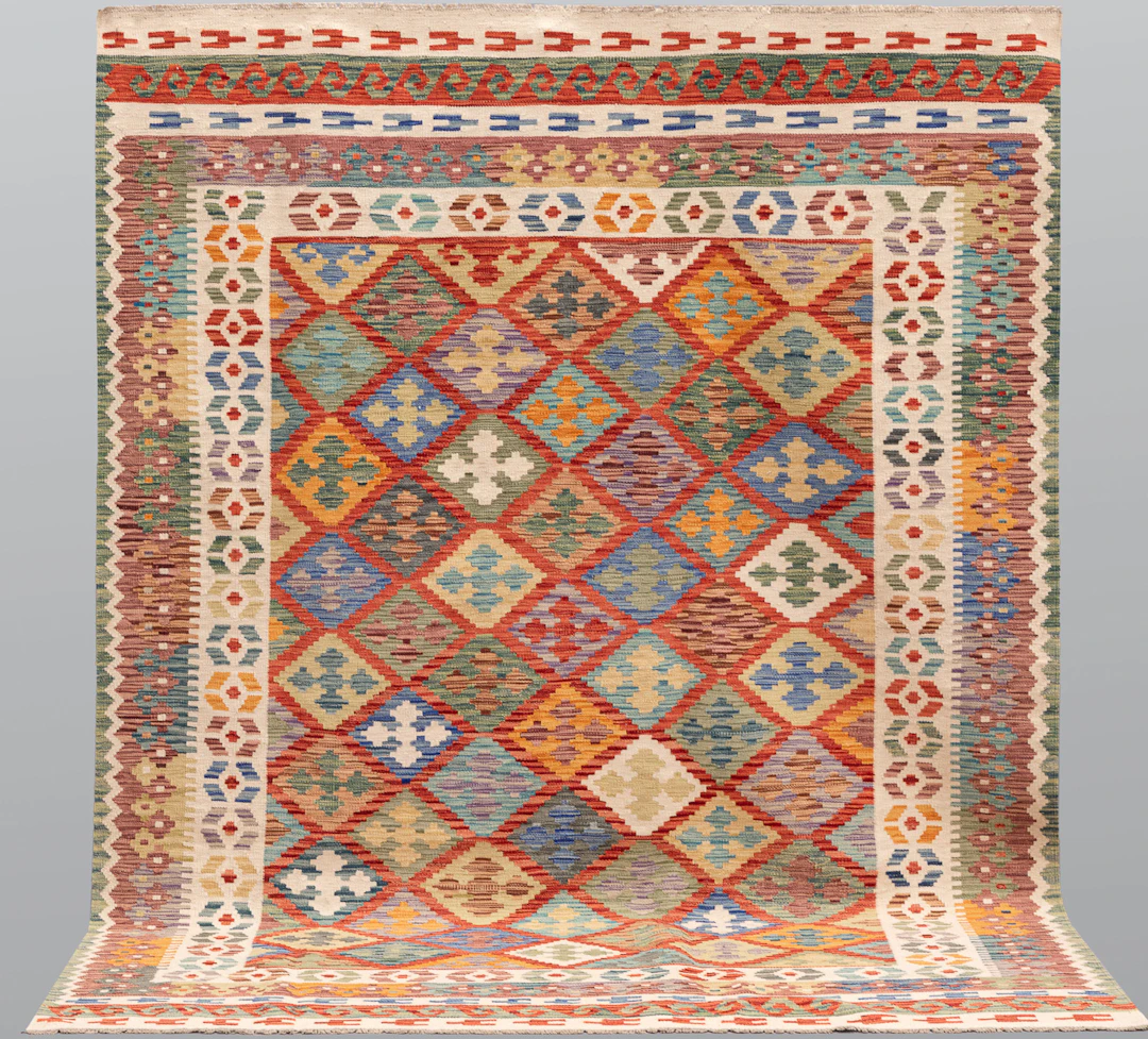 MATTA. Kelim klassisk design, 291 x 200 cm.
