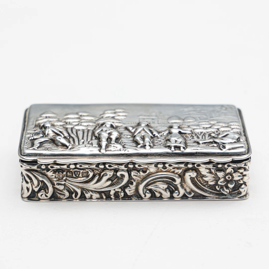 DOSA, sterlingsilver, George Nathan & Ridley Hayes, 1908,Chester, England.