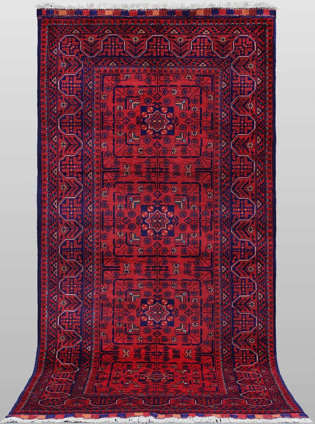 MATTA. Afghan fine, 198 x 94 cm.