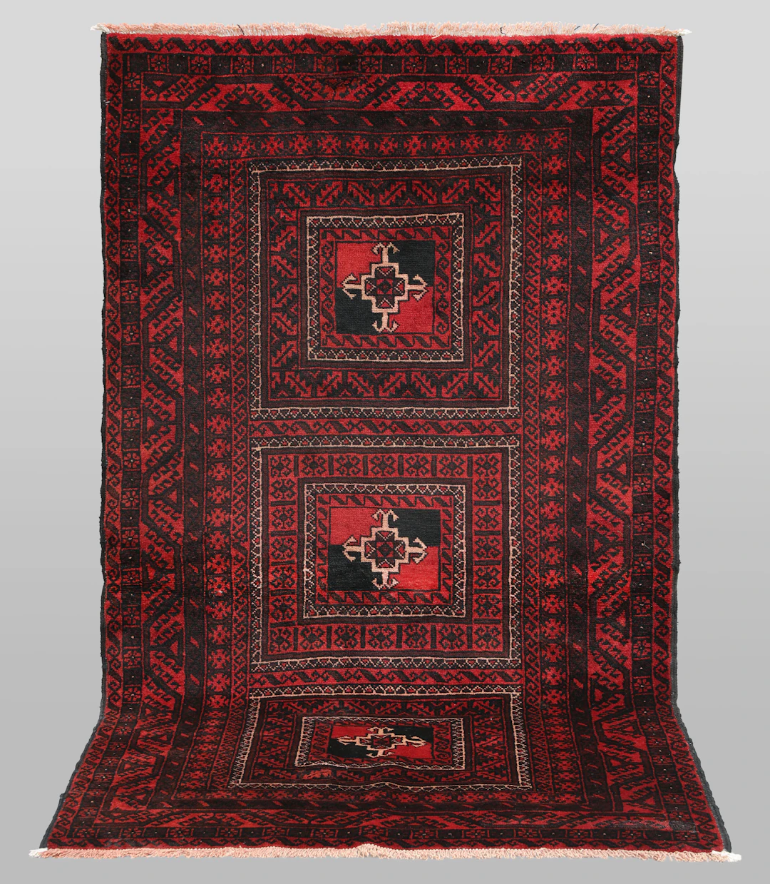 MATTA. Afghan, 202 x 110 cm.