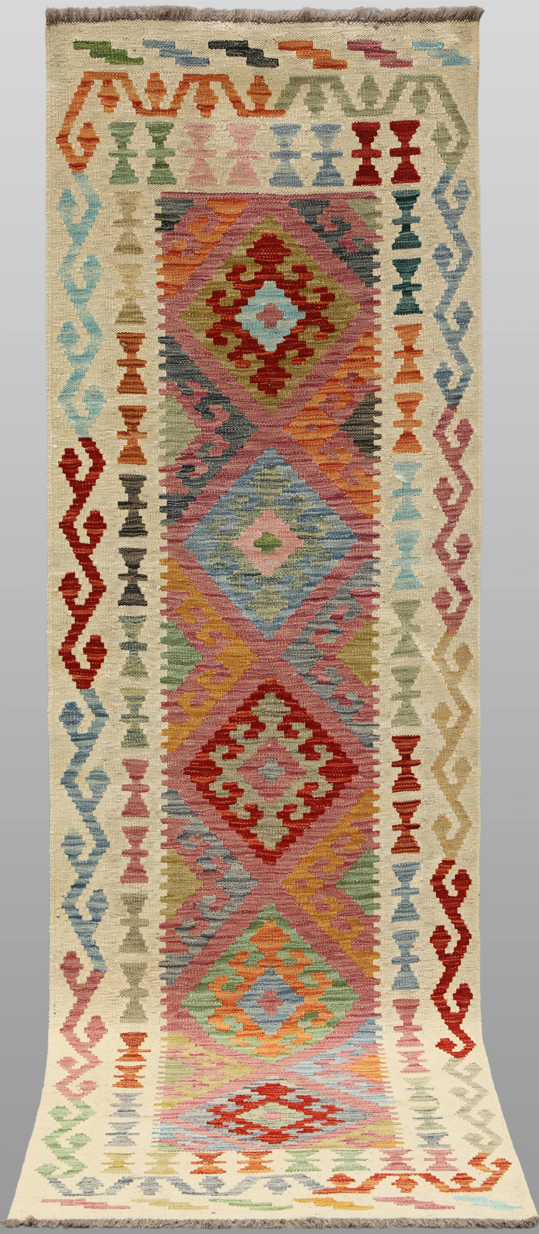 MATTA. Kelim klassisk design gallerimodell, 252 x 76 cm.