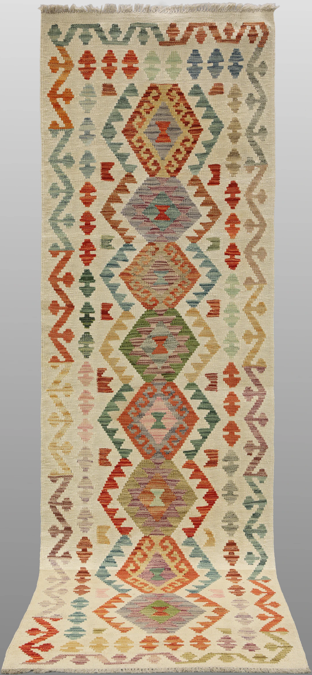 MATTA. Kelim klassisk design gallerimodell, 254 x 73 cm.
