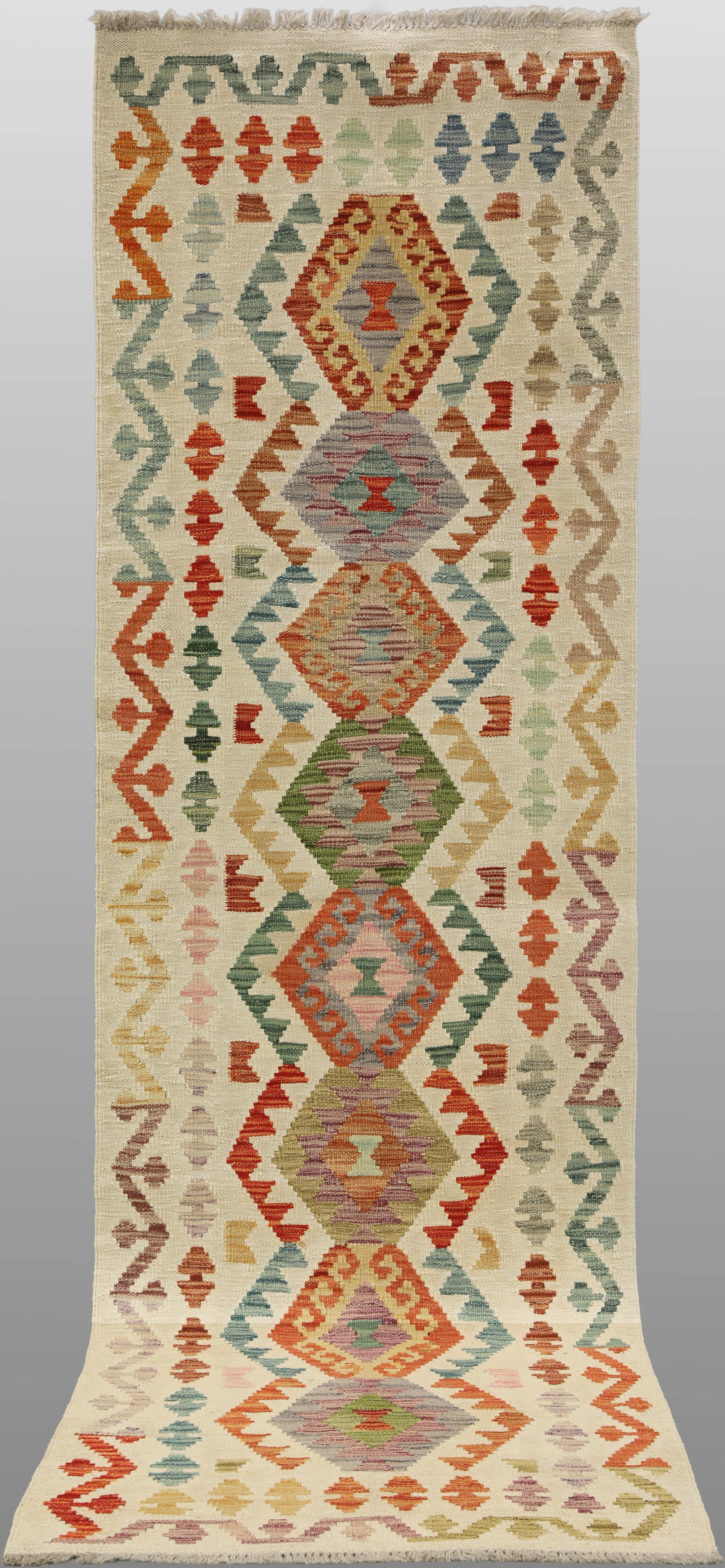 MATTA. Kelim klassisk design gallerimodell, 254 x 73 cm.