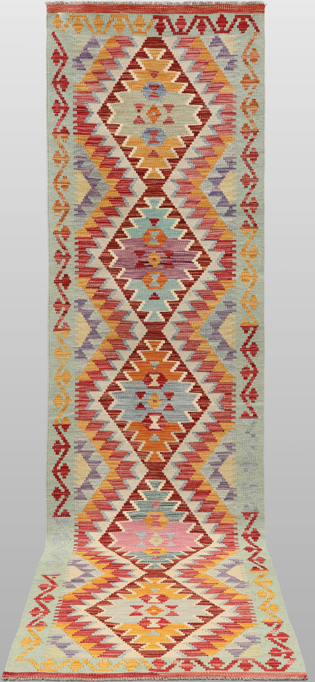 MATTA. Kelim klassisk design gallerimodell, 299 x 77 cm.