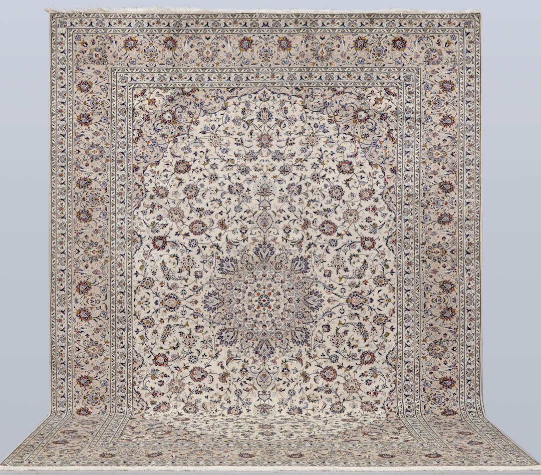 MATTA. Ljus Keshan, 395 x 295 cm.